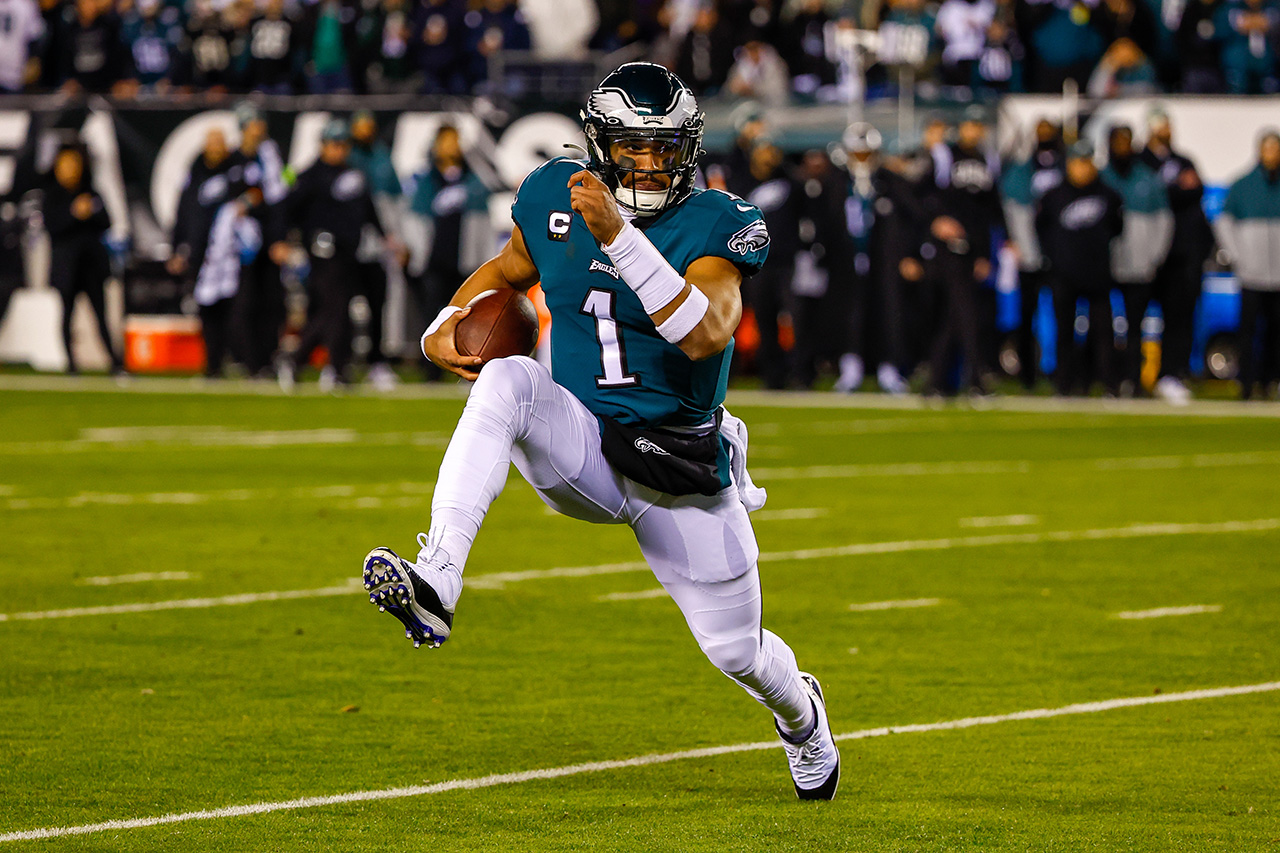 PHILADELPHIA, PA - JANUARY 21: Philadelphia Eagles quarterback Jalen Hurts (1) runs during the NFC Divisional playoff game between the Philadelphia Eagles and the New York Giants on January 21, 2023 at Lincoln Financial Field in Philadelphia, Pennsylvania.