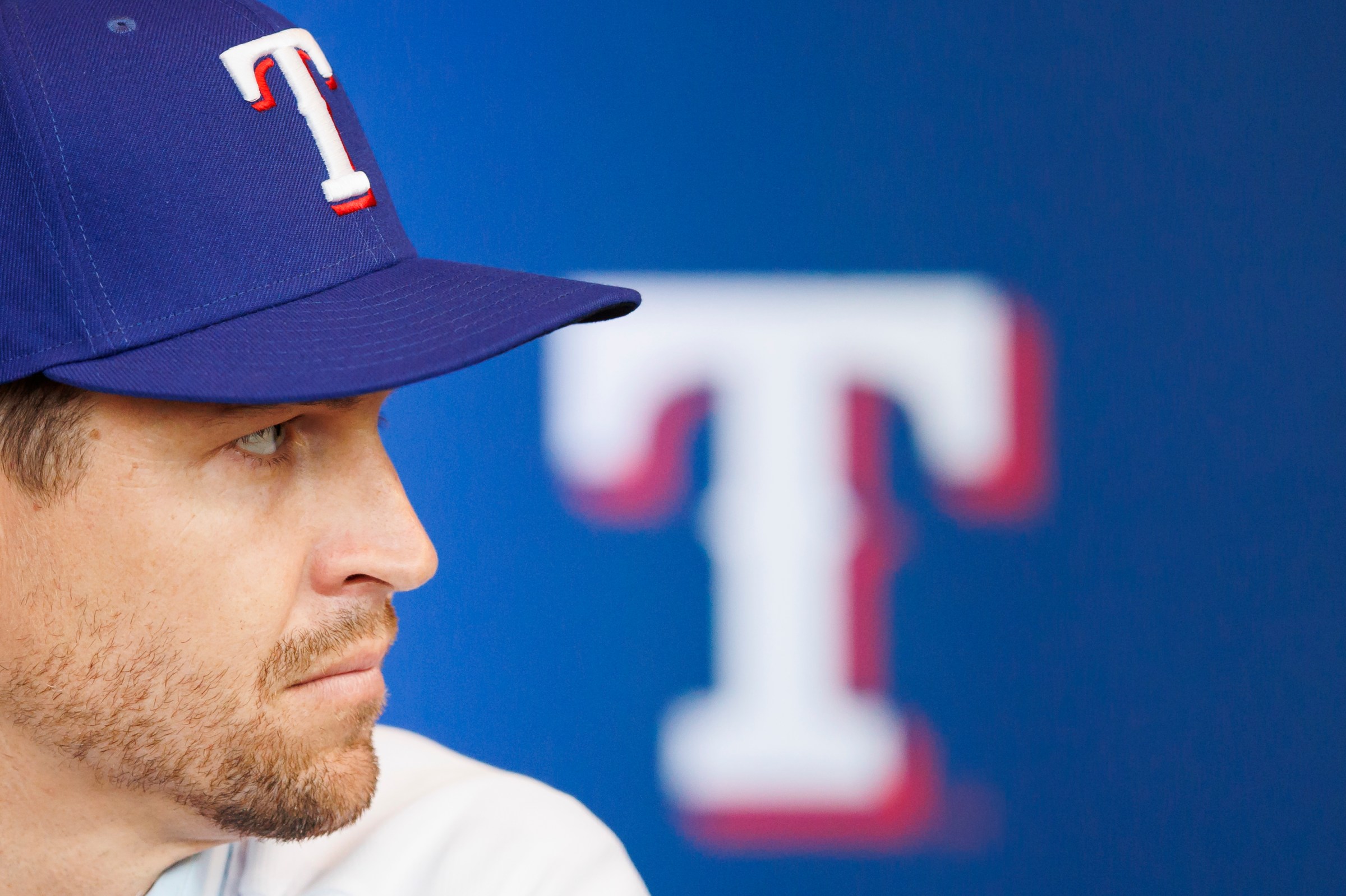 Jacob deGrom's first spring training with Rangers 'delayed' by left side  tightness