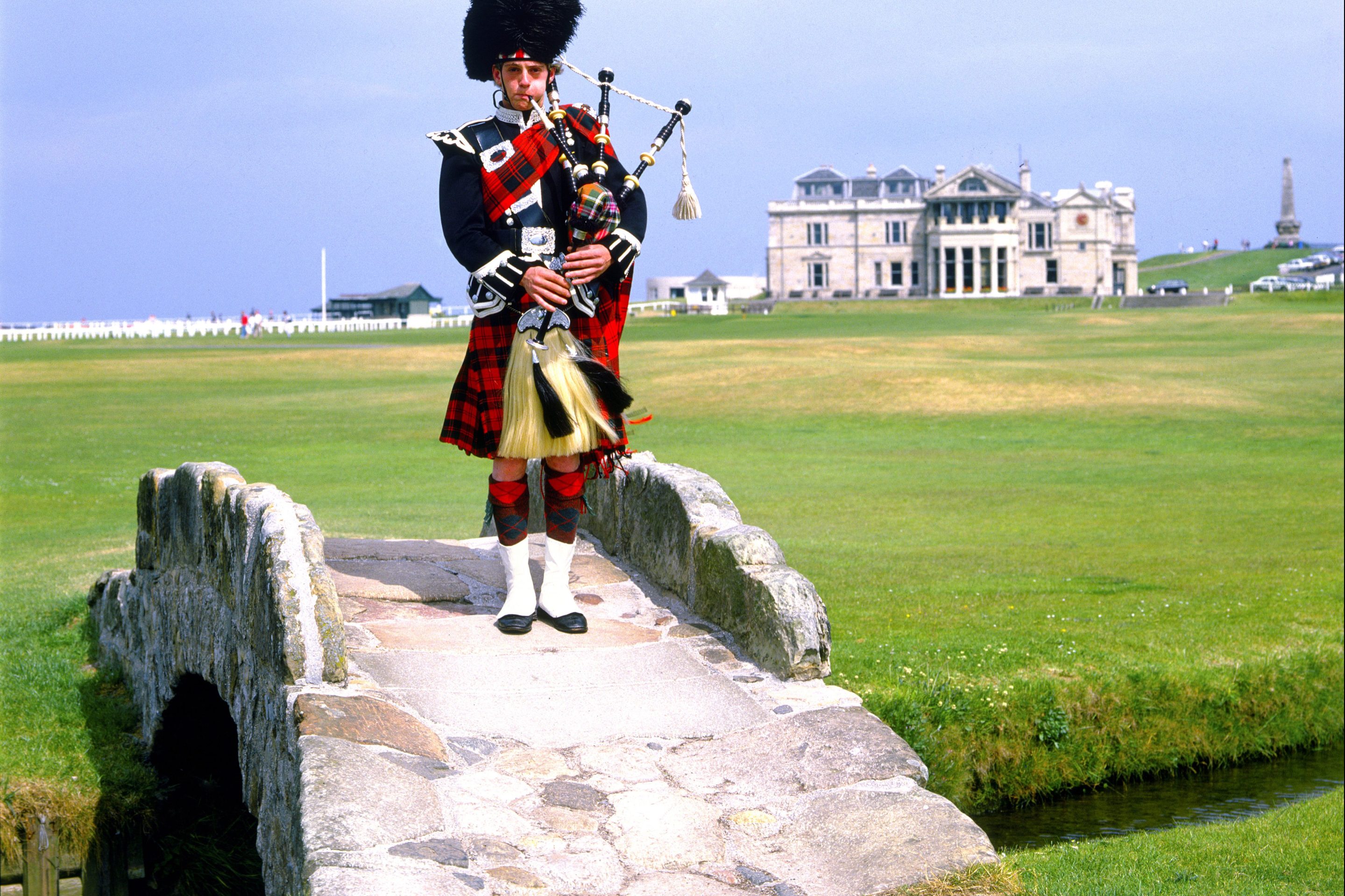 Piper standing on Swilcan bridge at the St Andrews Golf Course on July 1987 in St Andrews,Scotland.