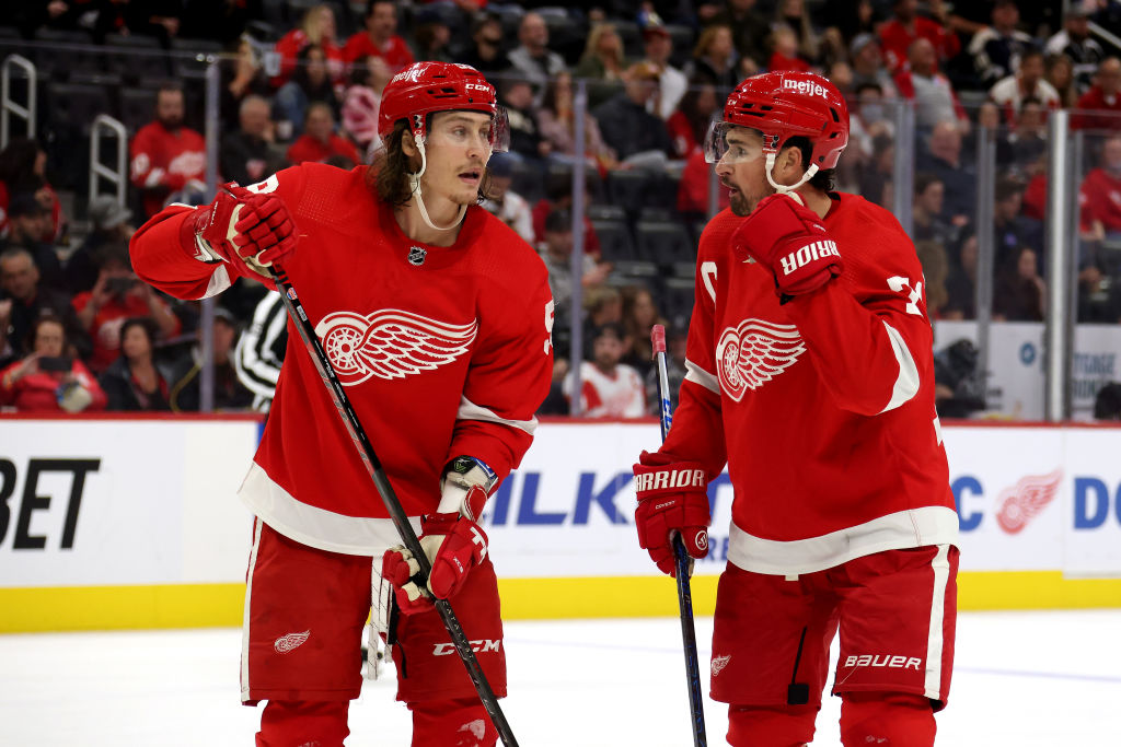 Tyler Bertuzzi talks with Dylan Larkin