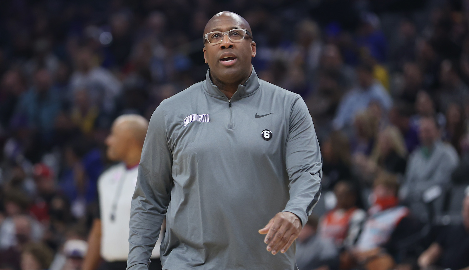 SACRAMENTO, CALIFORNIA - NOVEMBER 13: Mike Brown, head coach of the Sacramento Kings, looks on during the game against the Golden State Warriors at Golden 1 Center on November 13, 2022 in Sacramento, California. NOTE TO USER: User expressly acknowledges and agrees that, by downloading and/or using this photograph, User is consenting to the terms and conditions of the Getty Images License Agreement. (Photo by Lachlan Cunningham/Getty Images)
