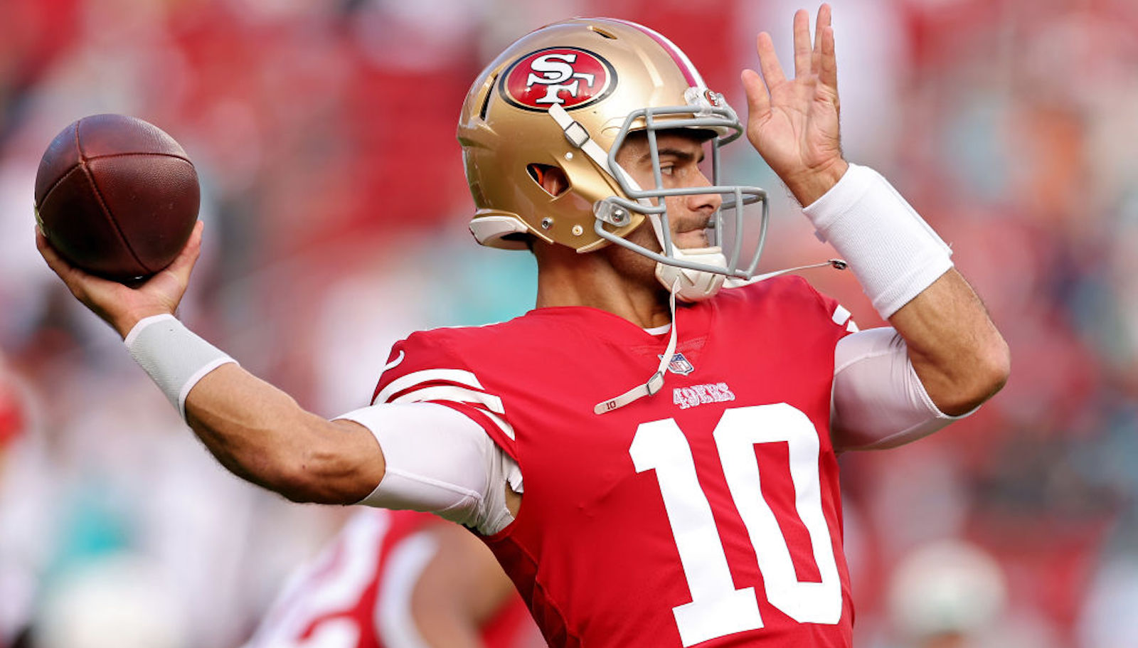 SANTA CLARA, CALIFORNIA - DECEMBER 04: Jimmy Garoppolo #10 of the San Francisco 49ers warms up during pregame against the Miami Dolphins at Levi's Stadium on December 04, 2022 in Santa Clara, California.