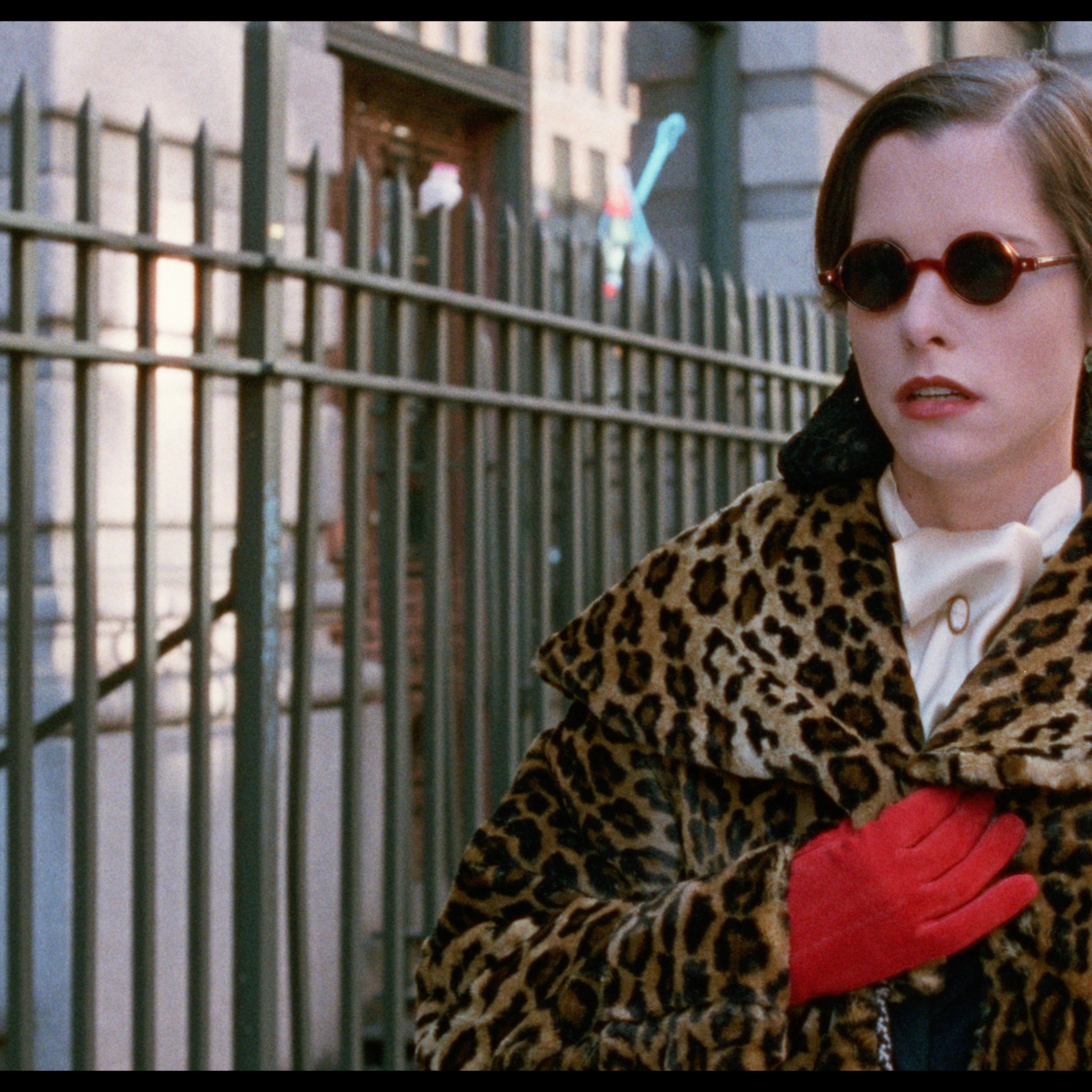 Parker Posey in Party Girl