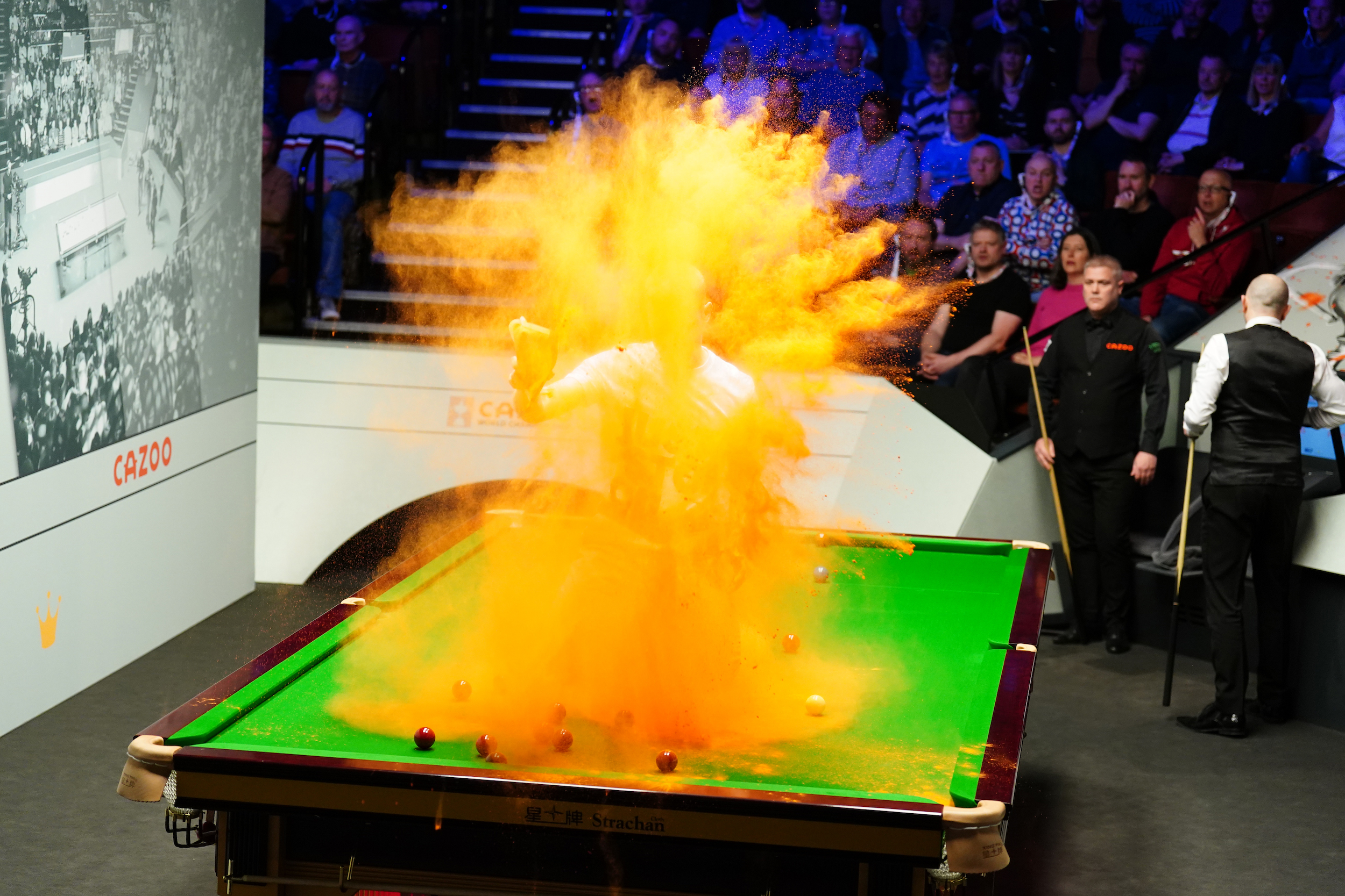 Terrible Scenes At The Crucible As Snooker Championship Match Abandoned Due To Rude Powdering Defector
