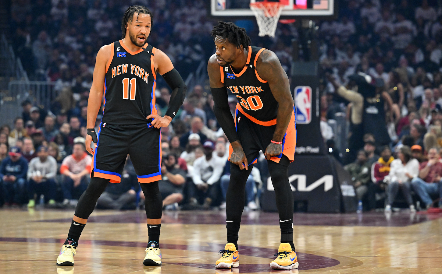 New York's Jalen Brunson and Julius Randle confer during Game 2 of their first-round series against the Cleveland Cavaliers