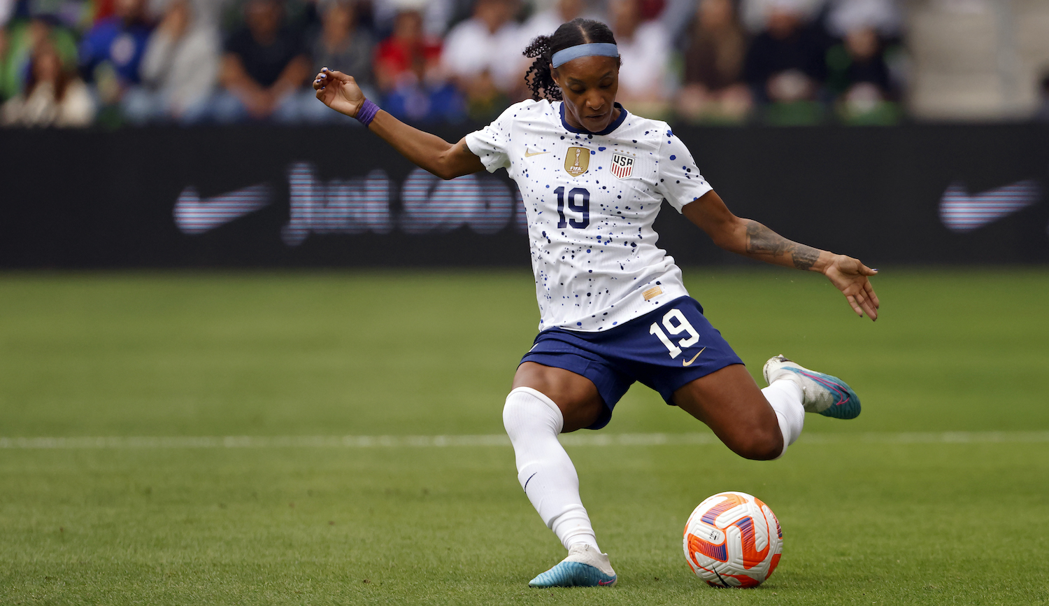 AUSTIN, TEXAS - APRIL 8: Crystal Dunn #19 of the United States passes the ball during the first half against the Republic of Ireland in a 2023 International Friendly match at Q2 Stadium on April 8, 2023 in Austin, Texas. (Photo by Ron Jenkins/Getty Images)