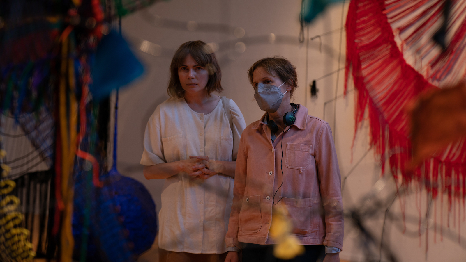 Kelly Reichardt directing Michelle Williams on Showing Up