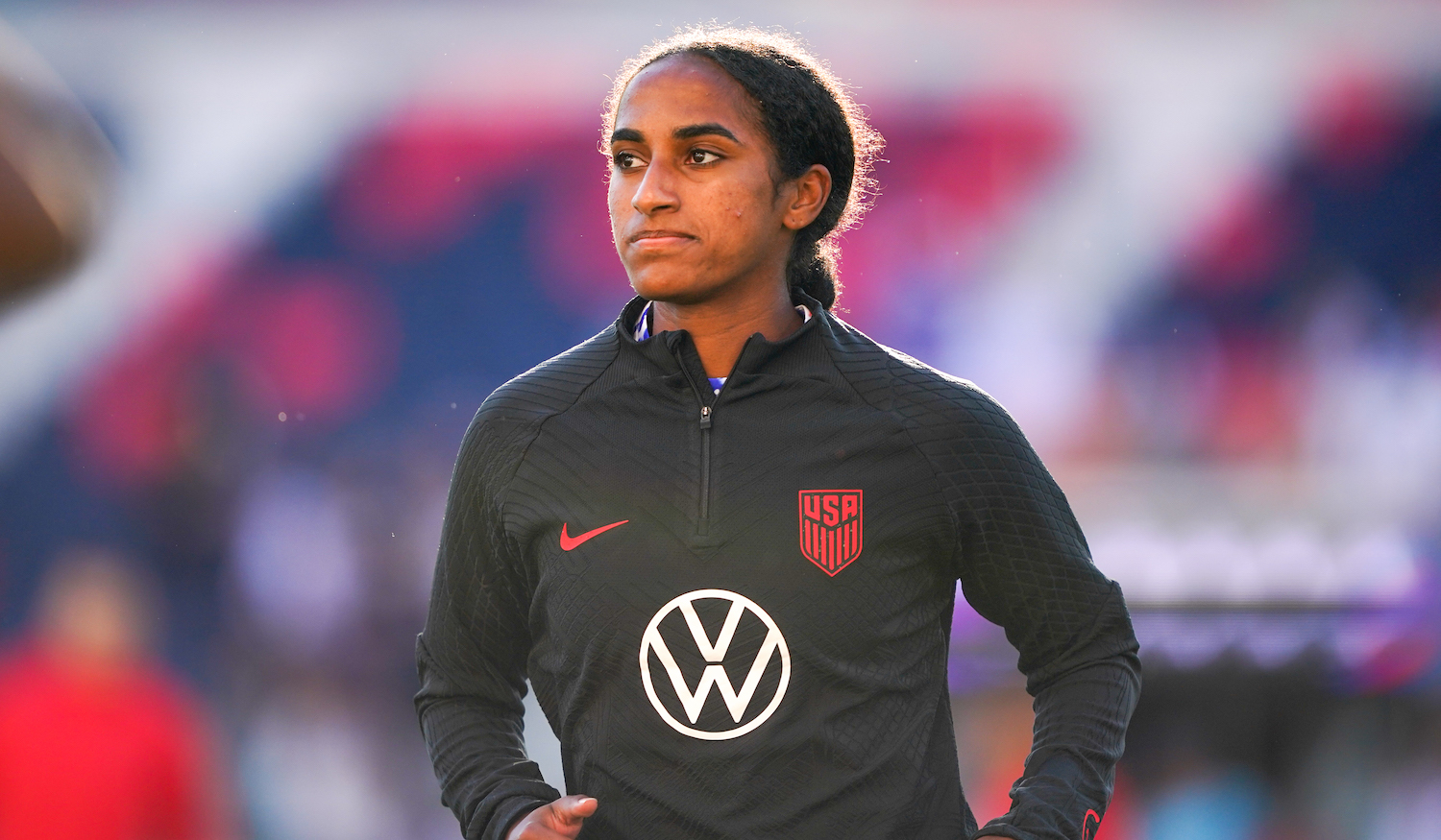 SAINT LOUIS, MO - APRIL 11: Naomi Girma #27 of the United States warming up before a game between Ireland and USWNT at CITYPARK on April 11, 2023 in Saint Louis, Missouri. (Photo by John Todd/USSF/Getty Images).