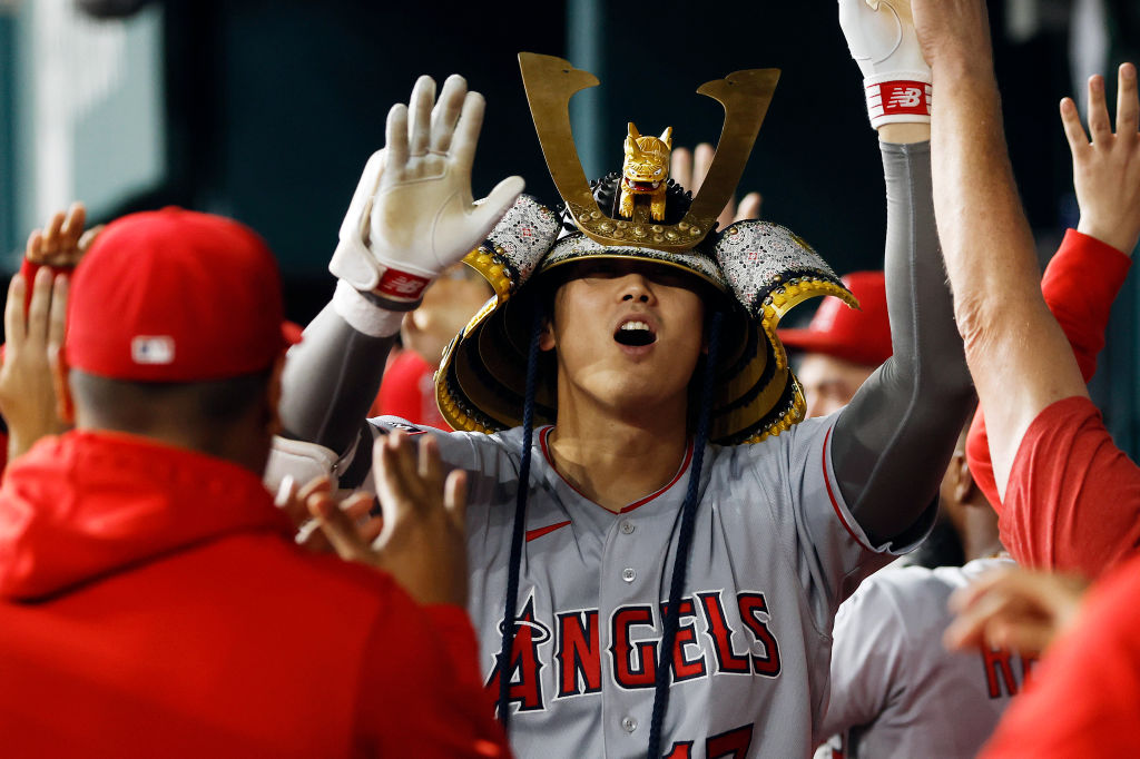 Shohei Ohtani celebrates his home run