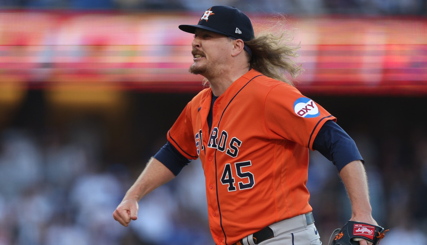 Astros' Ryne Stanek throws childish temper tantrum after costly balk vs  Dodgers