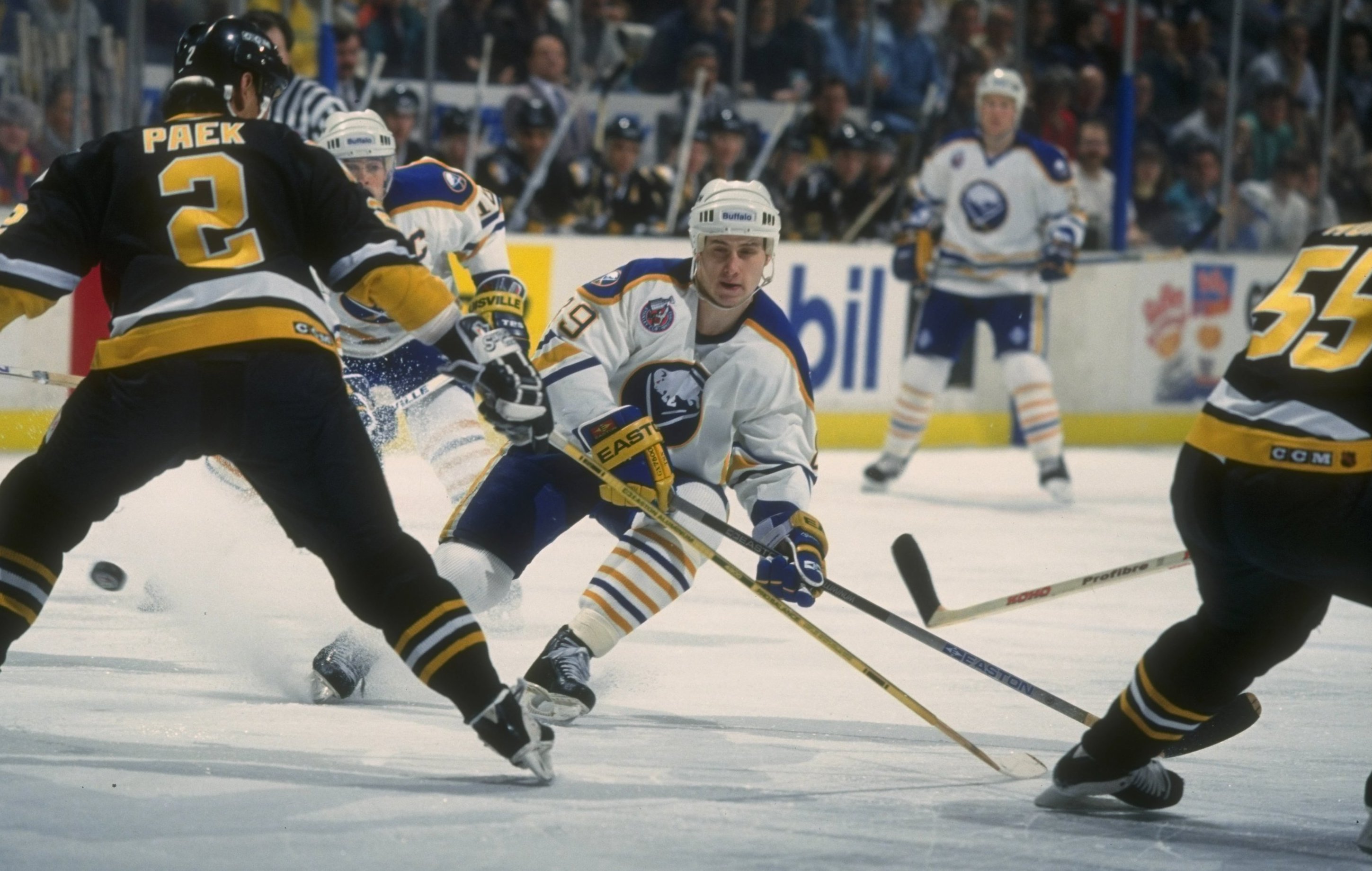 14 Feb 1993: Leftwinger Alexander Mogilny of the Buffalo Sabres moves the puck during a game against the Pittsburgh Penguins at Memorial Auditorium in Buffalo, New York. Mandatory Credit: Rick Stewart /Allsport