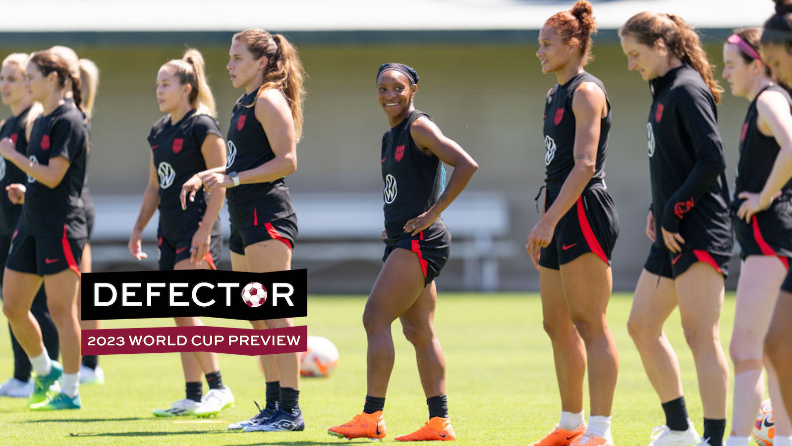 Crystal Dunn #19 of the United States warms up