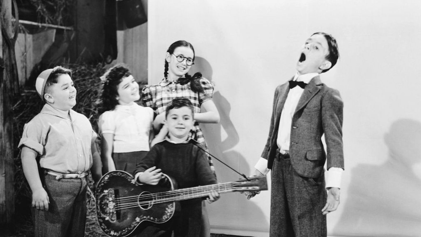 The cast of Our Gang/The Little Rascals singing, circa 1930.