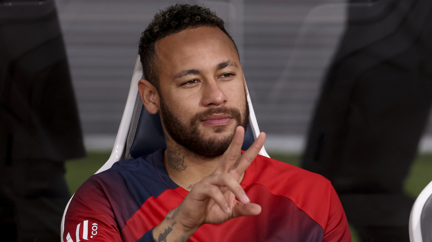 PSG's Neymar undergoes ankle surgery | Reuters