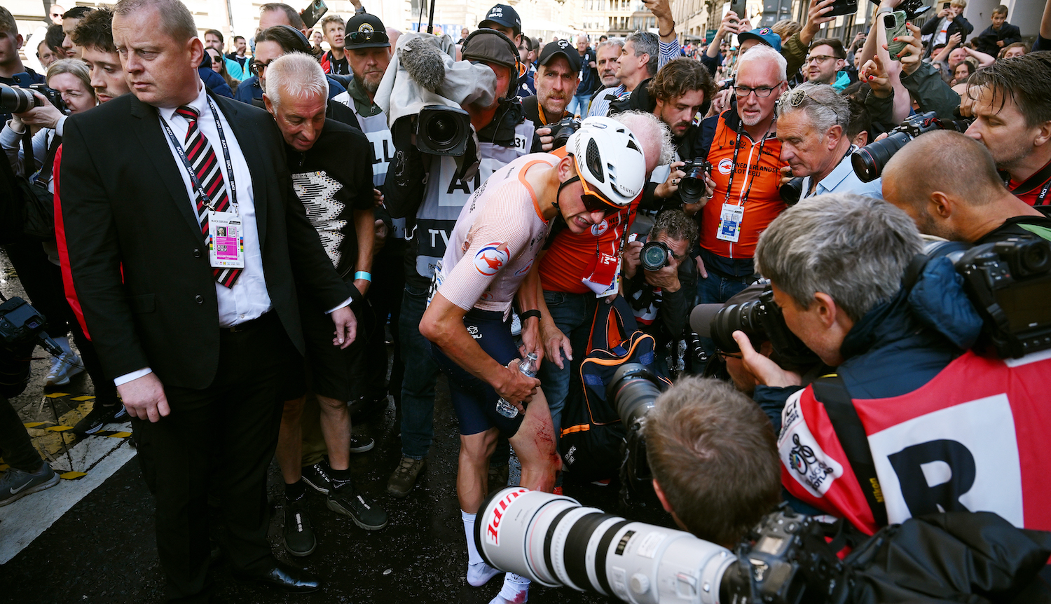GLASGOW, SCOTLAND - AUGUST 06: Gold medal winner Mathieu Van Der Poel of The Netherlands reacts after the 96th UCI Cycling World Championships Glasgow 2023, Men Elite Road Race a 271.1km one day race from Edinburgh to Glasgow / #UCIWT / on August 06, 2023 in Glasgow, Scotland. (Photo by Dario Belingheri/Getty Images)