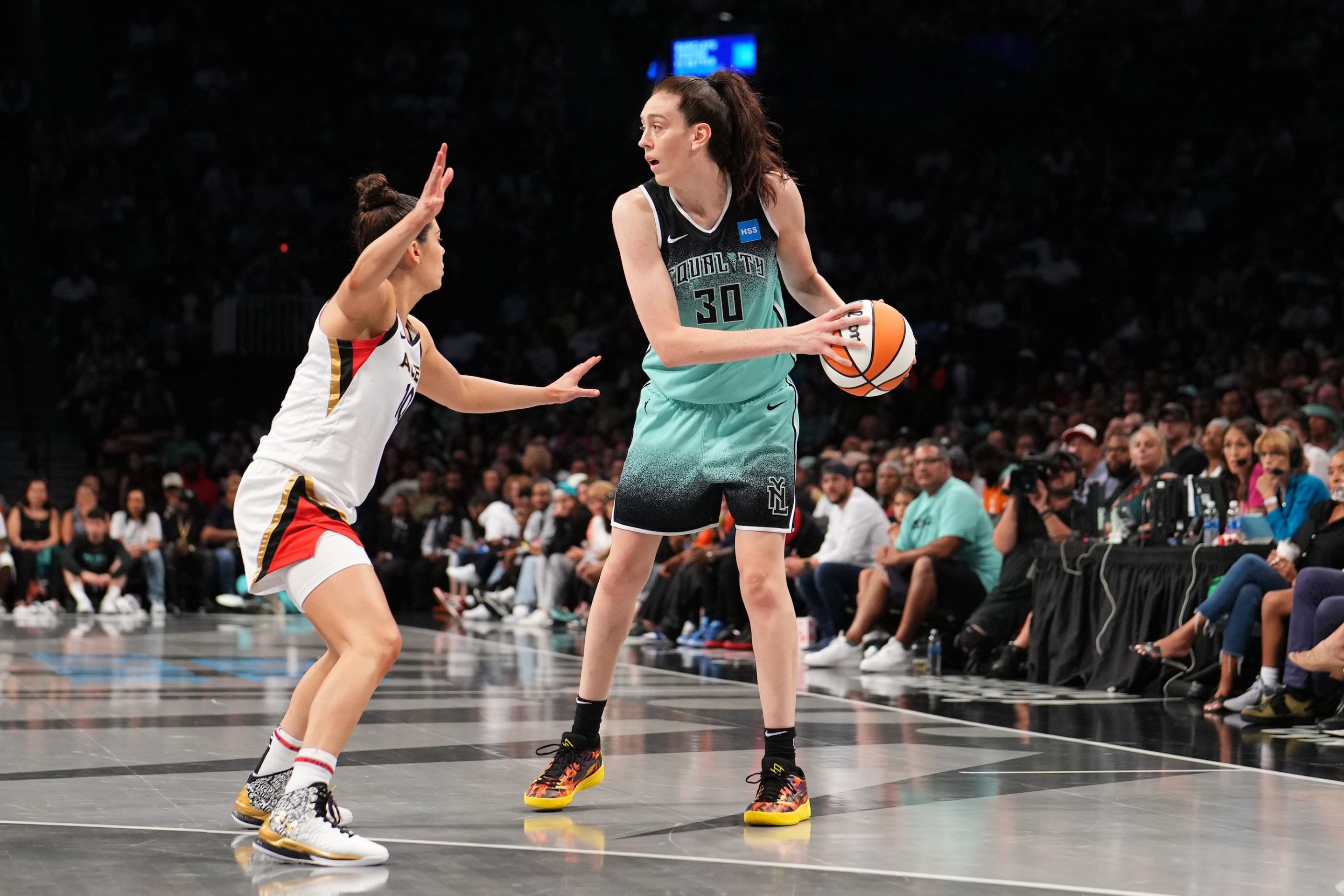 Breanna Stewart #30 of the New York Liberty handles the ball during the game against the Las Vegas Aces on August 28, 2023 in Brooklyn, New York.
