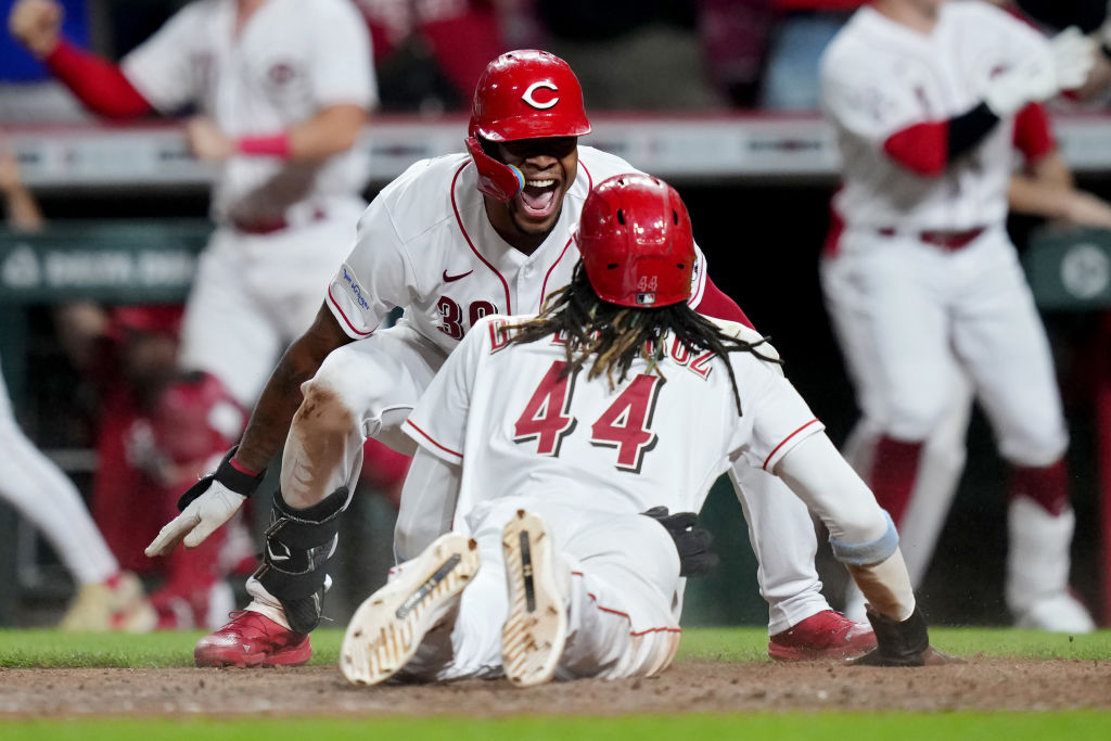 Reds: 1 significant problem exists if Cincinnati calls up Elly De