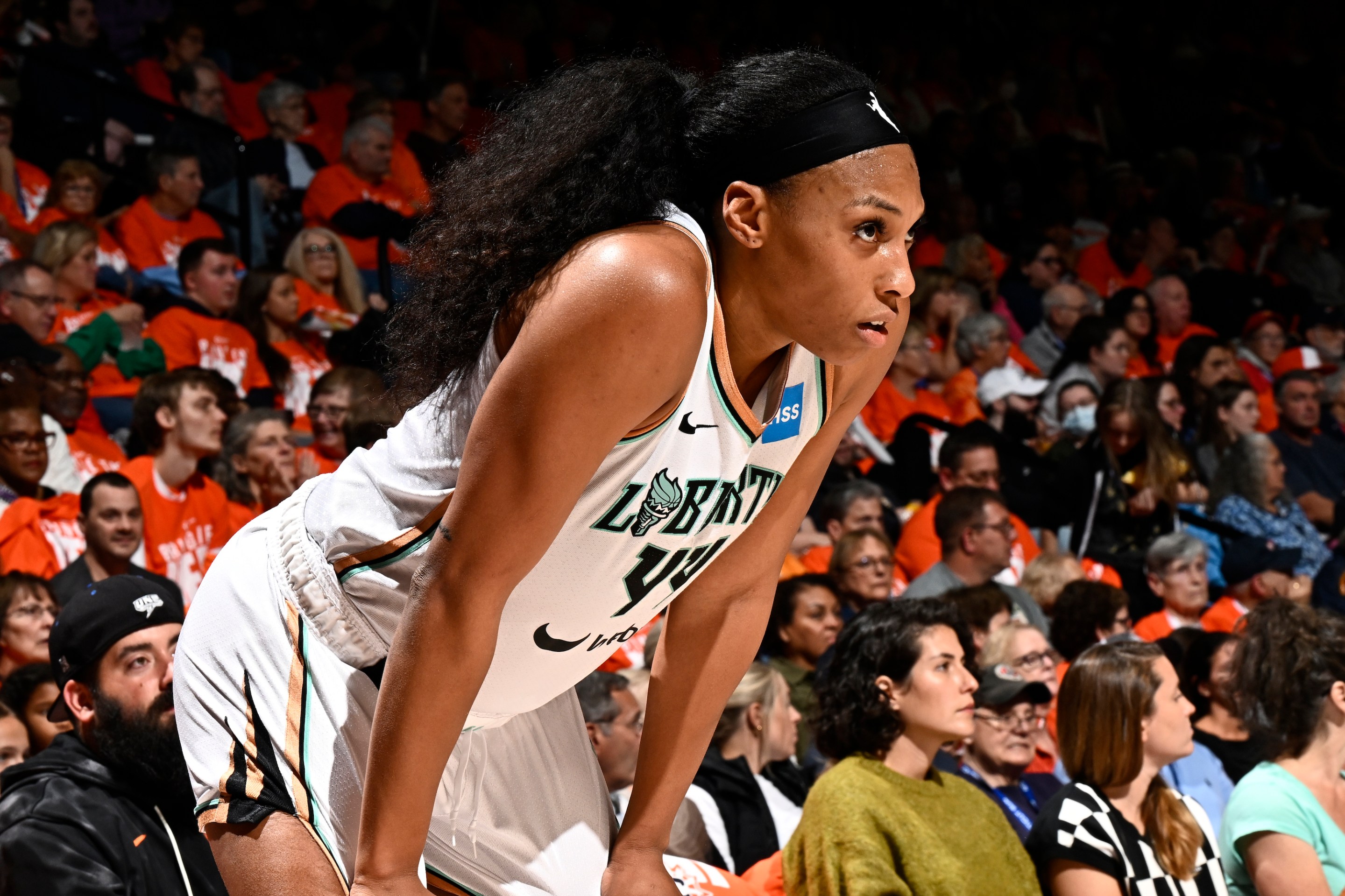 Betnijah Laney #44 of the New York Liberty looks on against the Connecticut Sun on September 29, 2023 in Uncasville, CT at Mohegan Sun Arena.