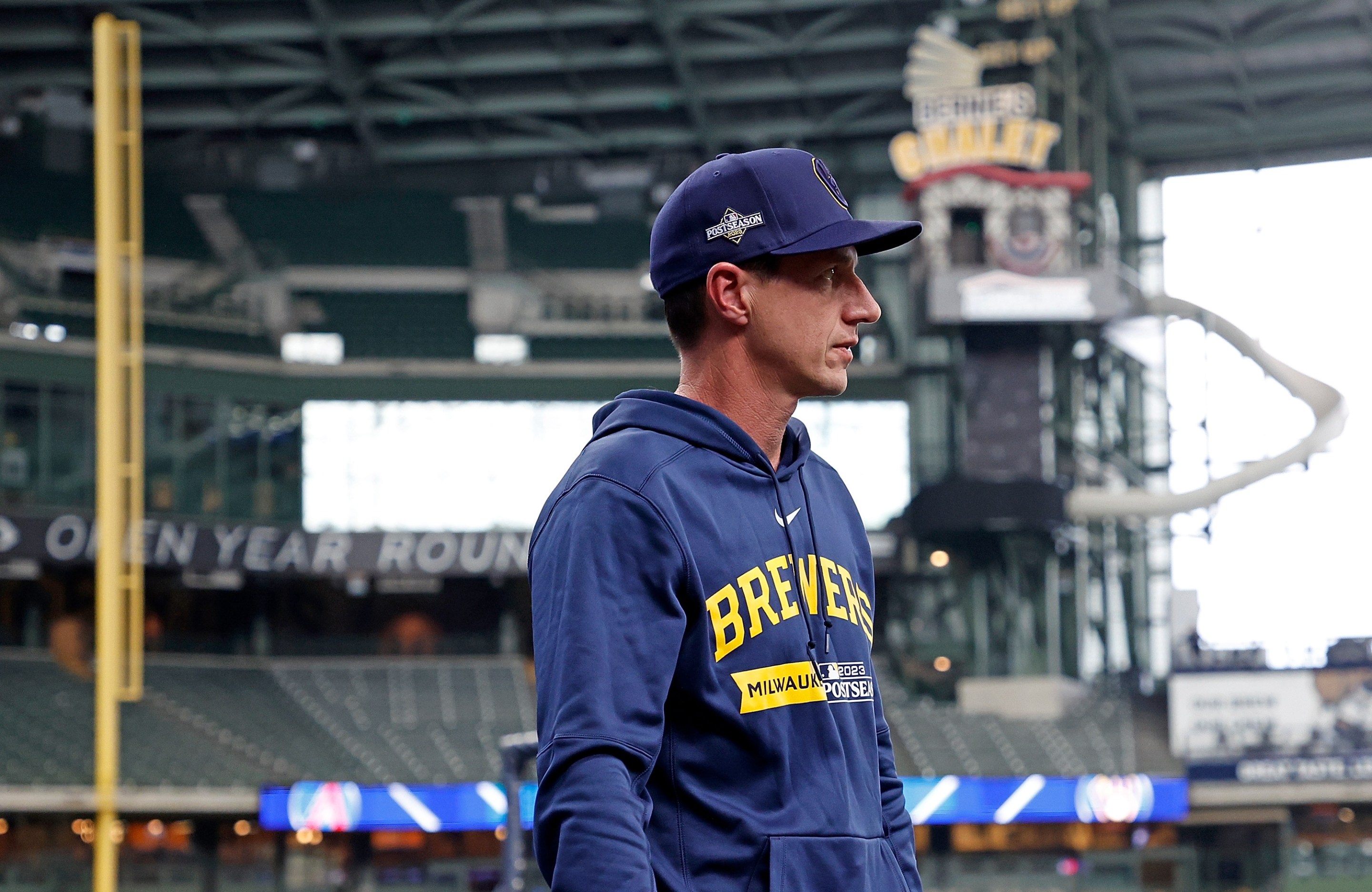 MILWAUKEE, WISCONSIN - OCTOBER 04: Craig Counsell #30 of the Milwaukee Brewers before the game against the Arizona Diamondbacks during Game Two of the Wild Card Series at American Family Field on October 04, 2023 in Milwaukee, Wisconsin. (Photo by John Fisher/Getty Images)