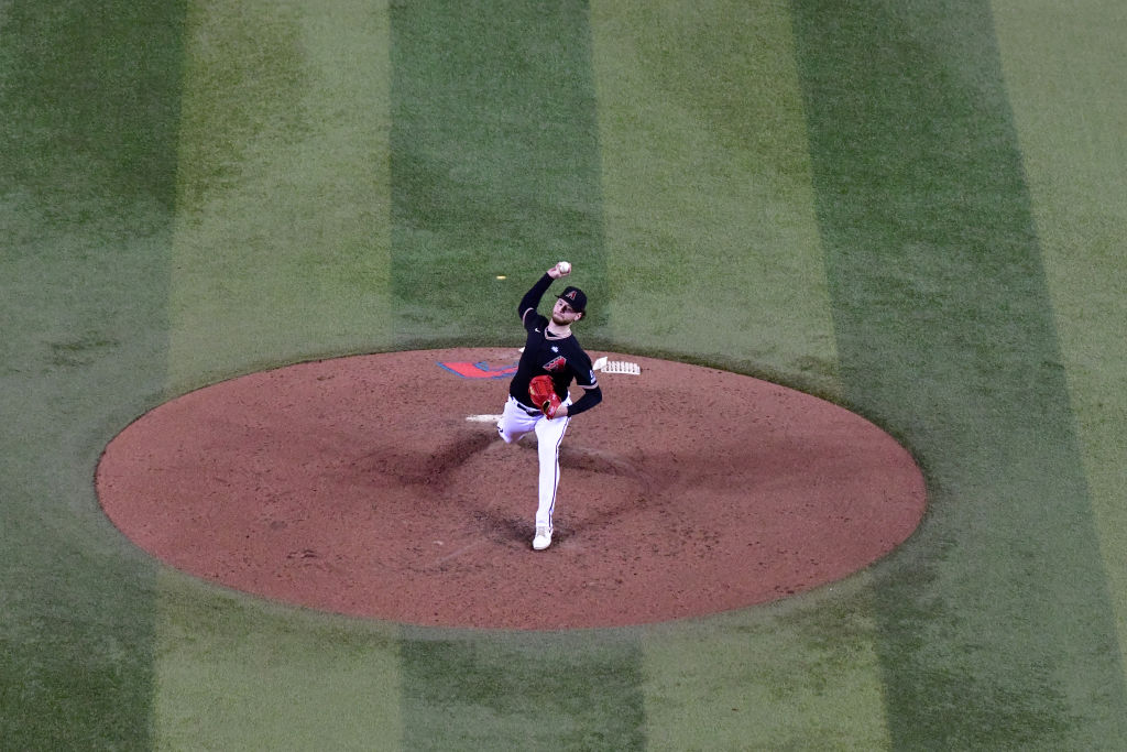 Ryne Nelson pitches