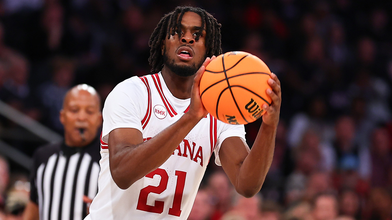 Mackenzie Mgbako #21 of the Indiana Hoosiers during the Empire Classic college basketball game against the Connecticut Huskies on November 19, 2023 at Madison Square Garden in New York, New York.