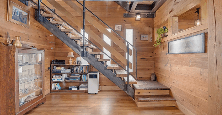 staircase with open stairs