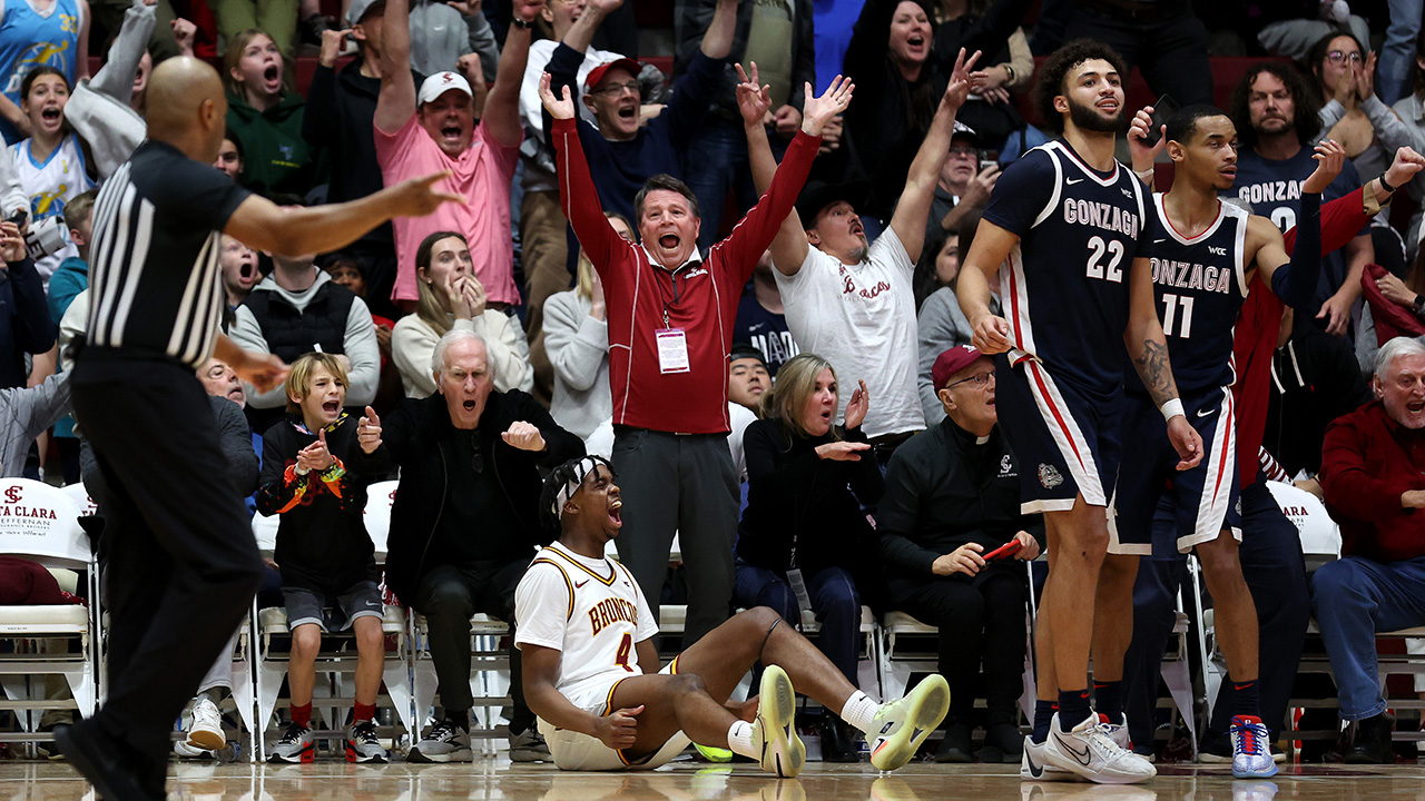 SANTA CLARA, CALIFORNIA - JANUARY 11: Adama Bal #4 of the Santa Clara Broncos reacts after making the game winning basket against the Gonzaga Bulldogs at Leavey Center on January 11, 2024 in Santa Clara, California.