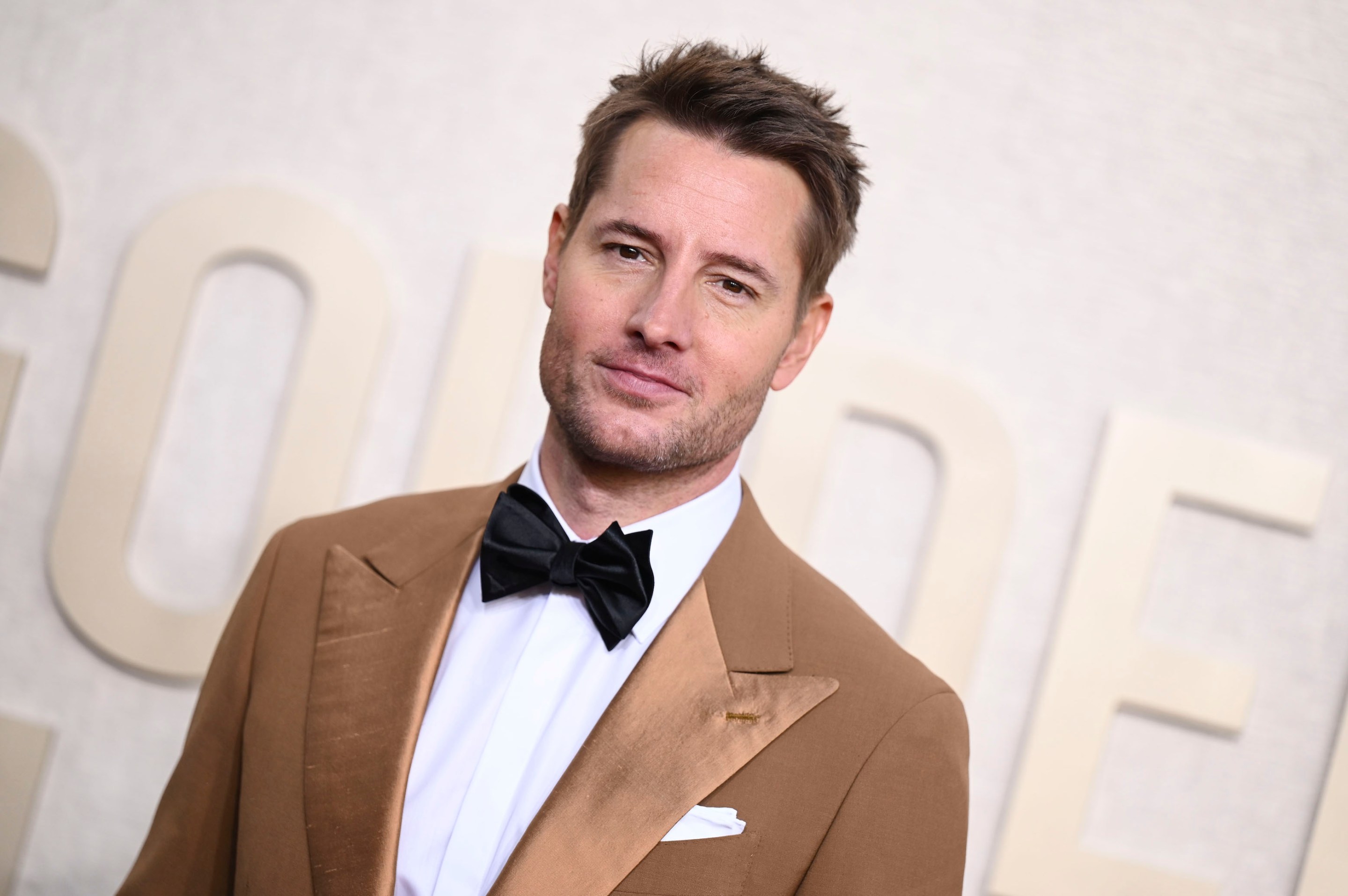 Handsome-ass Justin Hartley at the 81st Golden Globe Awards held at the Beverly Hilton Hotel on January 7, 2024 in Beverly Hills, California.