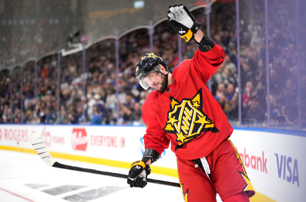 Nikita Kucherov waves to the fans