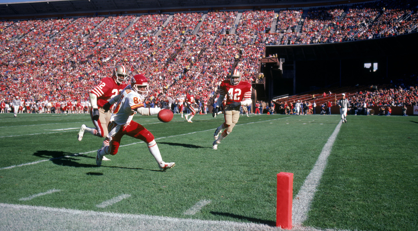 SAN FRANCISCO - NOVEMBER 17: Wide receiver Carlos Carson #88 of the Kansas City Chiefs can't make the reception while covered by cornerback Dwight Hicks #22 of the San Francisco 49ers during a game at Candlestick Park on November 17, 1985 in San Francisco, California. The 49ers won 31-3.