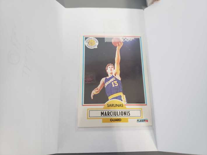 A basketball card featuring Šarūnas Marčiulionis