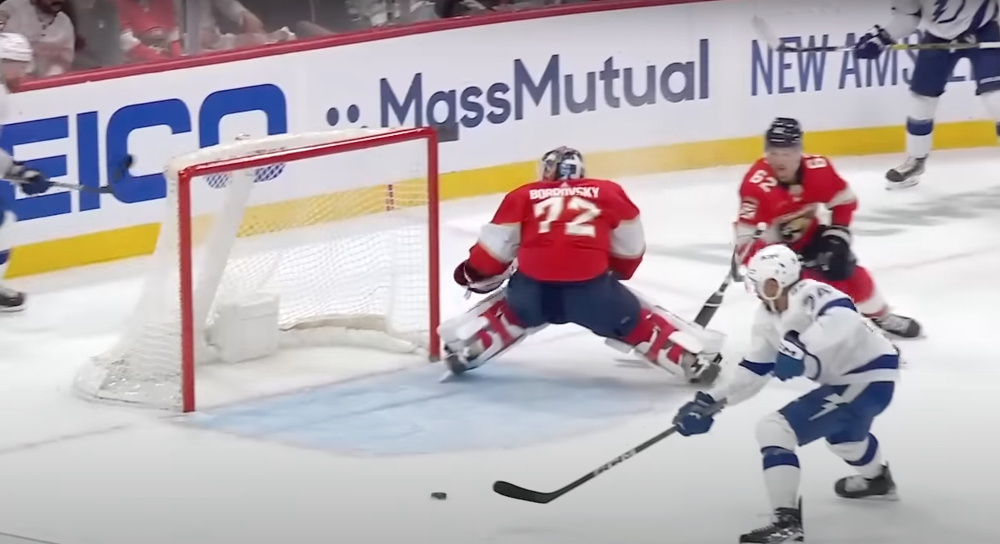 Bobrovsky save on Dumba.