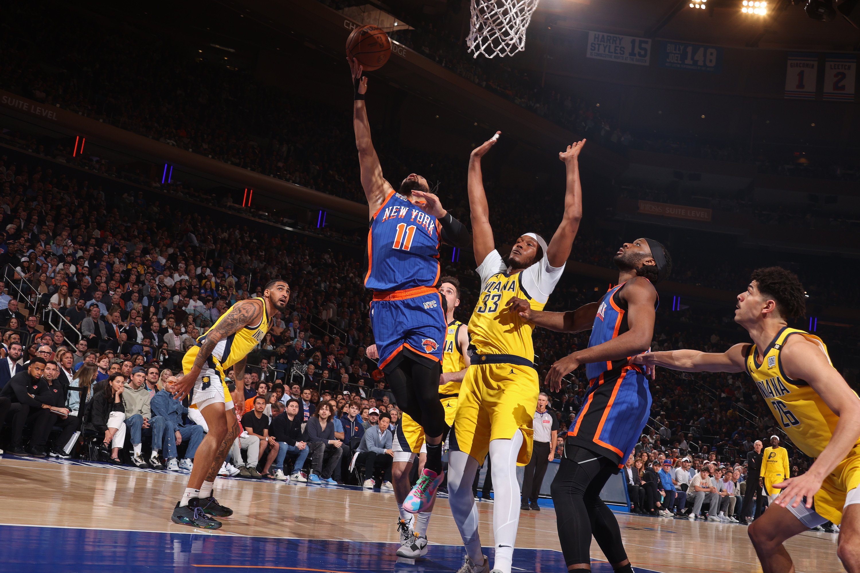 Jalen Brunson #11 of the New York Knicks shoots the ball during the game against the Indiana Pacers