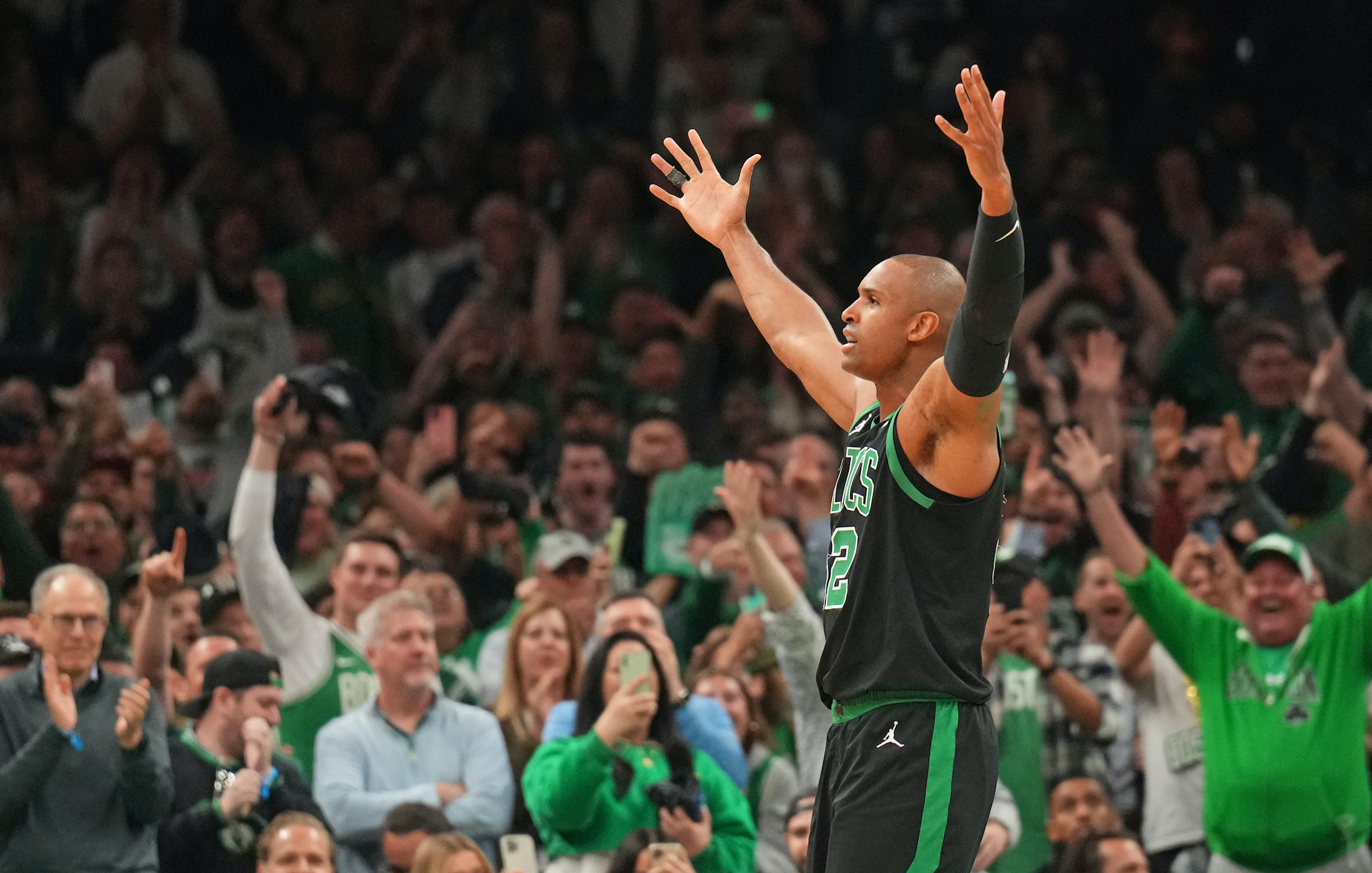 Al Horford reacts during the Boston Celtics' Game 5 against the Cleveland Cavaliers