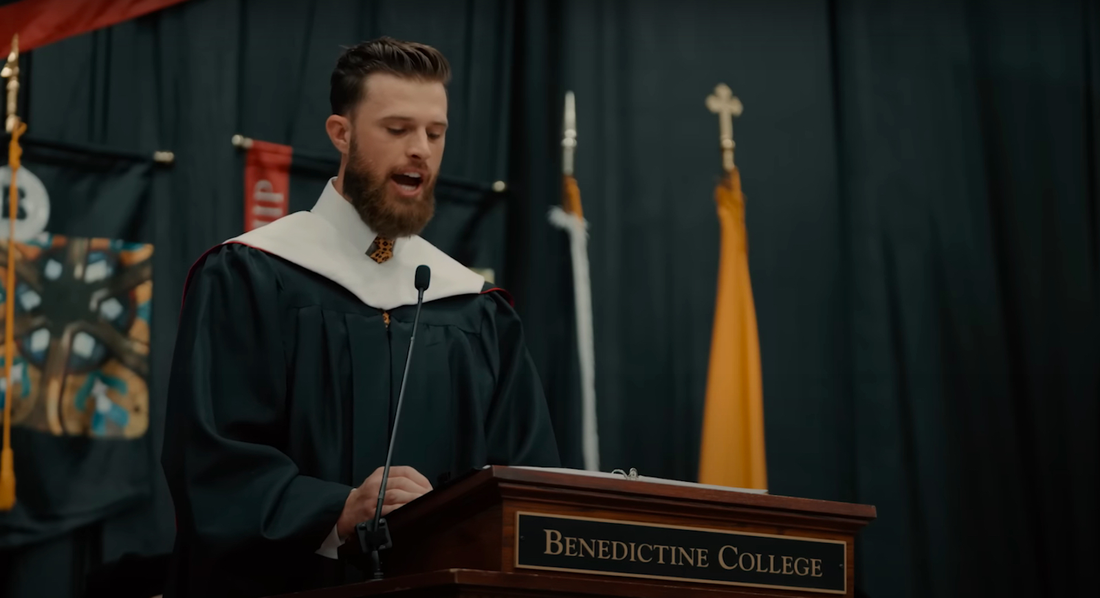 Harrison Butker delivers commencement speech at Benedictine College
