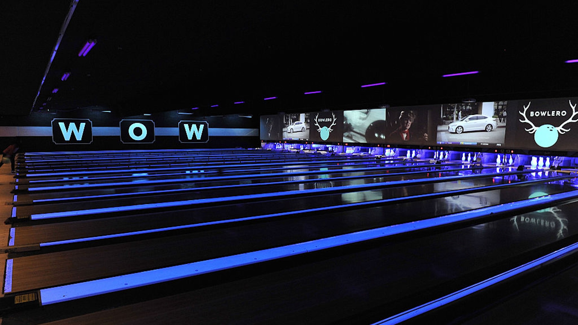 Actress Tiffani Thiessen hosts the Grand Opening of Bowlero on March 12, 2016 in Woodland Hills, California.