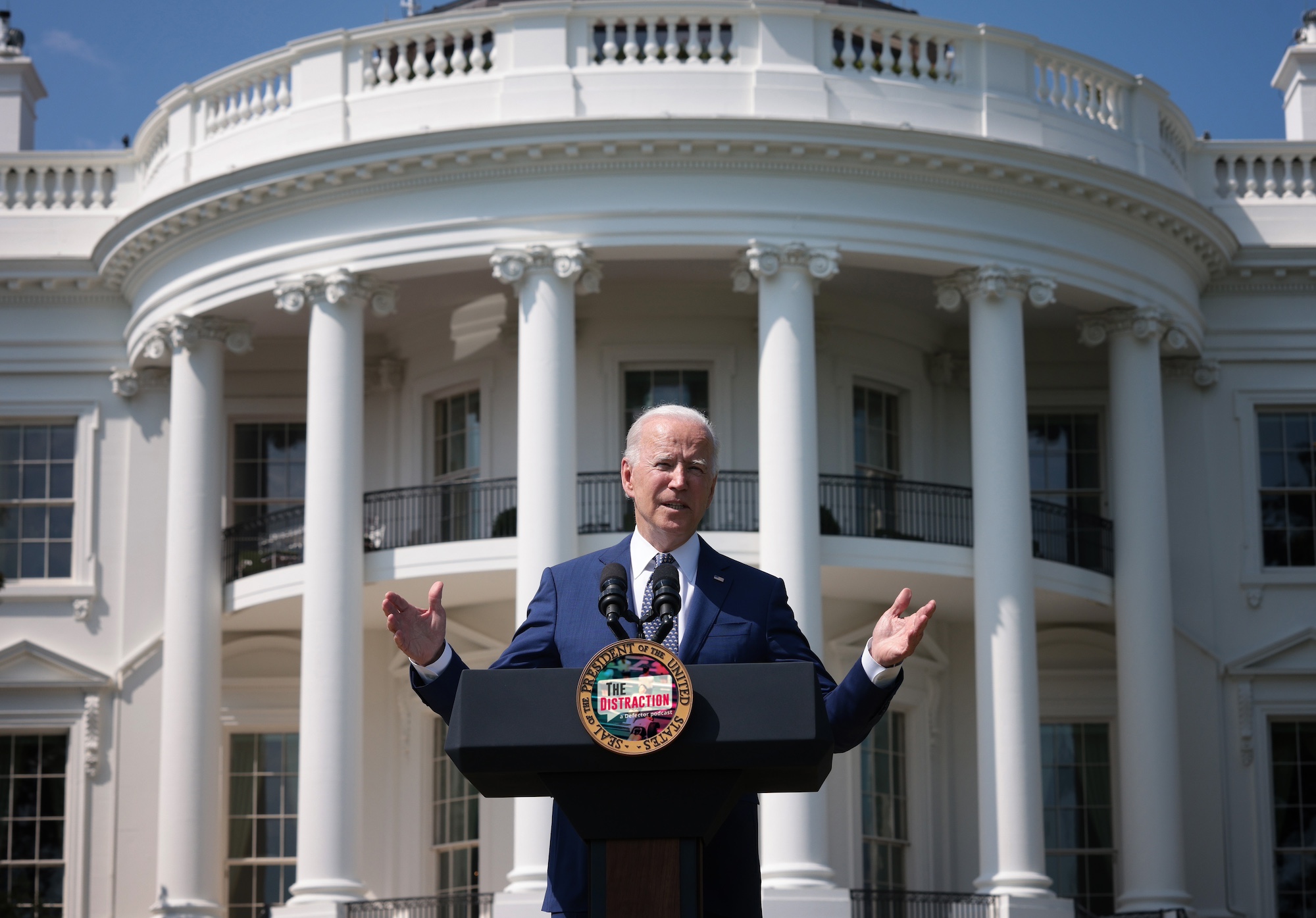 WASHINGTON, DC - AUGUST 05: U.S. President Joe Biden delivers remarks during an event on the South Lawn of the White House August 5, 2021 in Washington, DC. Biden delivered remarks on the administration’s efforts to strengthen American leadership on clean cars and trucks. (Photo by Win McNamee/Getty Images)