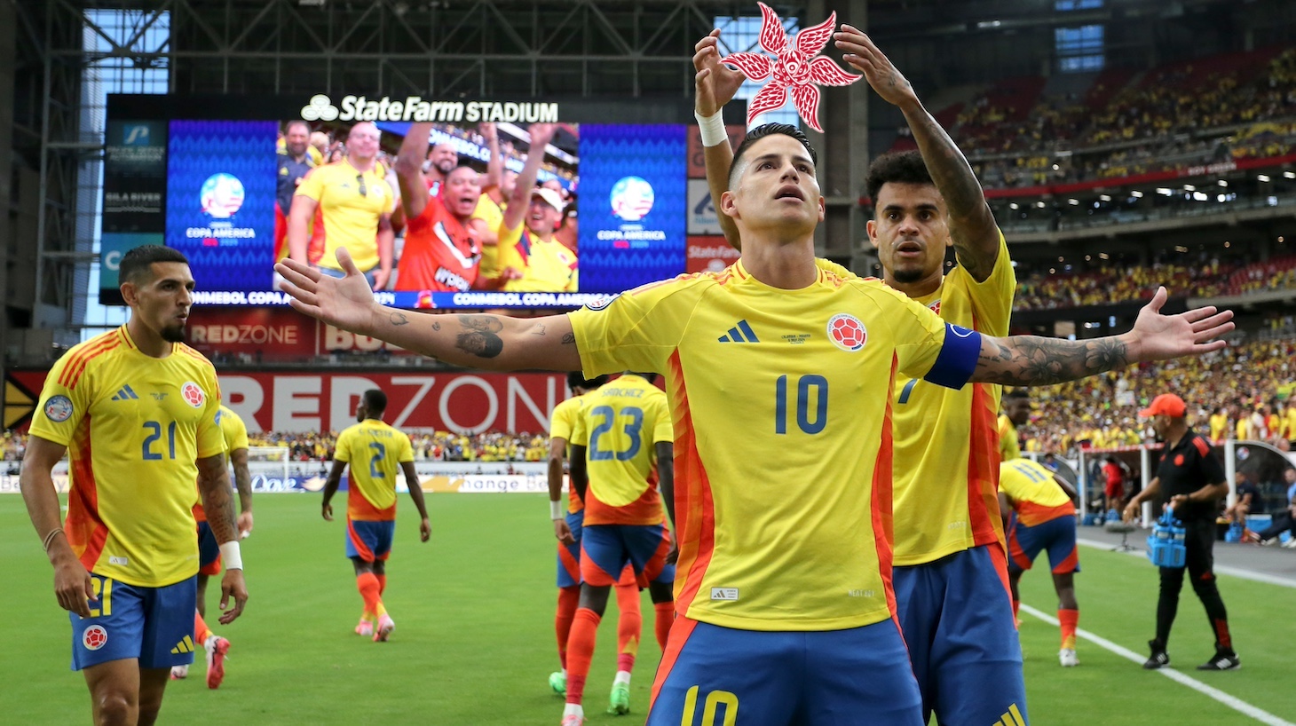 James Rodriguez of Colombia celebrates with team mates after scoring his goal , during the CONMEBOL Copa America USA 2024 4th Final Match between Colombia and Panama at State Farm Stadium on July 6, 2024 in Glendale, Arizona.