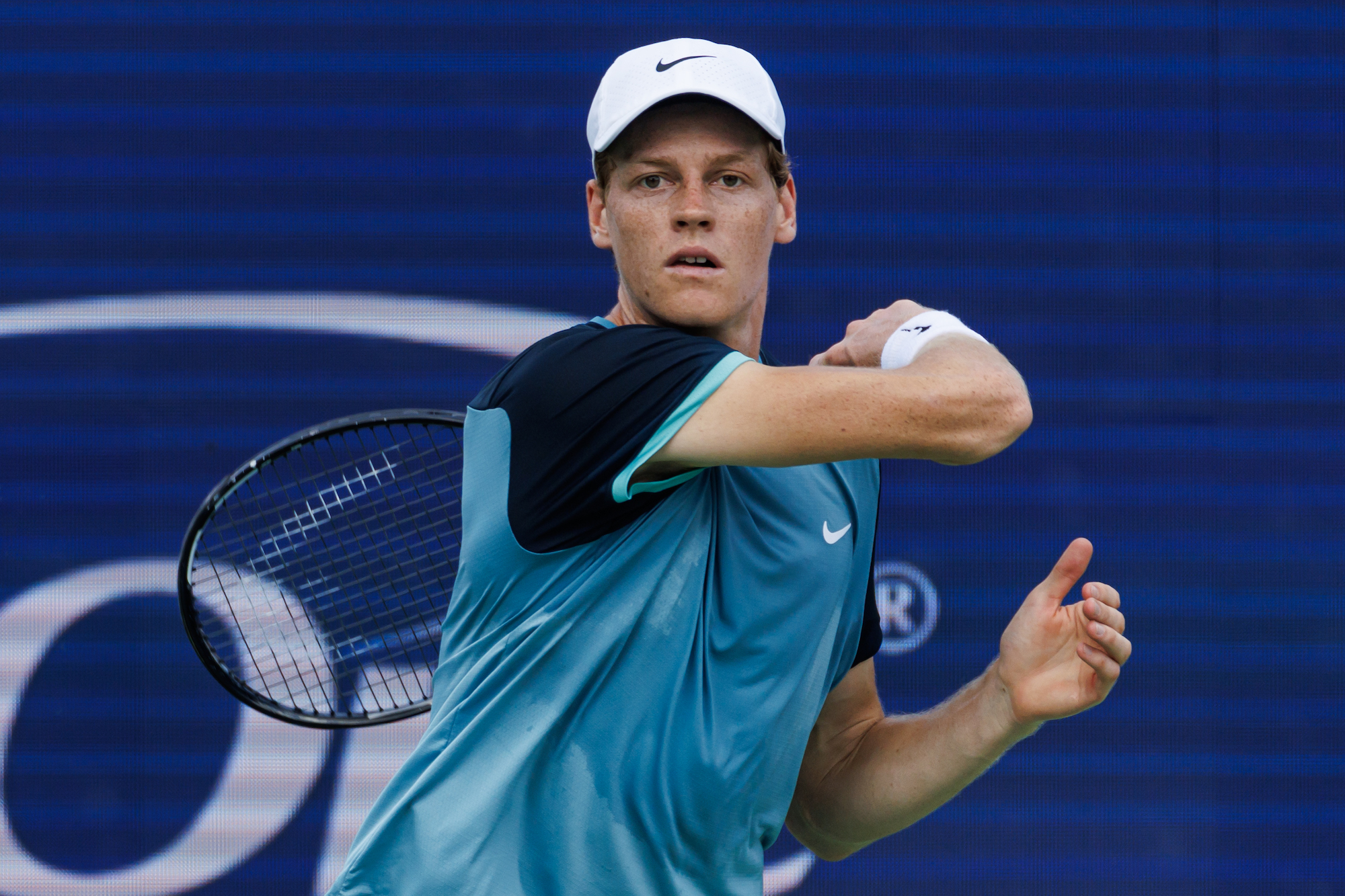 MASON, OHIO - AUGUST 17: Jannik Sinner of Italy hits a forehand against Andrey Rublev of Russia in the quarter finals of the Cincinnati Open at the Lindner Family Tennis Center on August 17, 2024 in Mason, Ohio. (Photo by Frey/TPN/Getty Images)