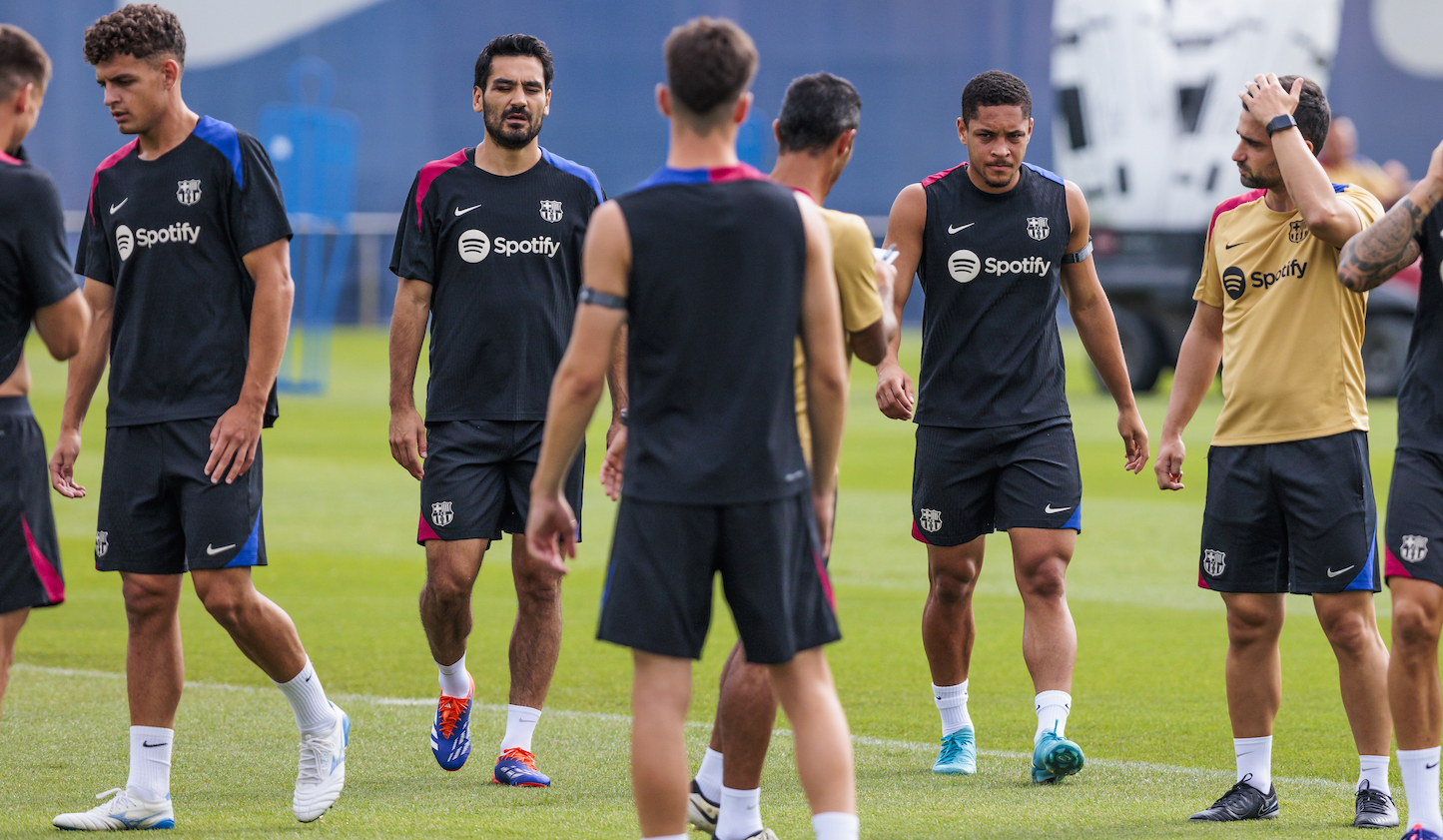 Ilkay Gundogan and Vitor Roque of FC Barcelona during a training session before Barça's La Liga match against Valencia CF