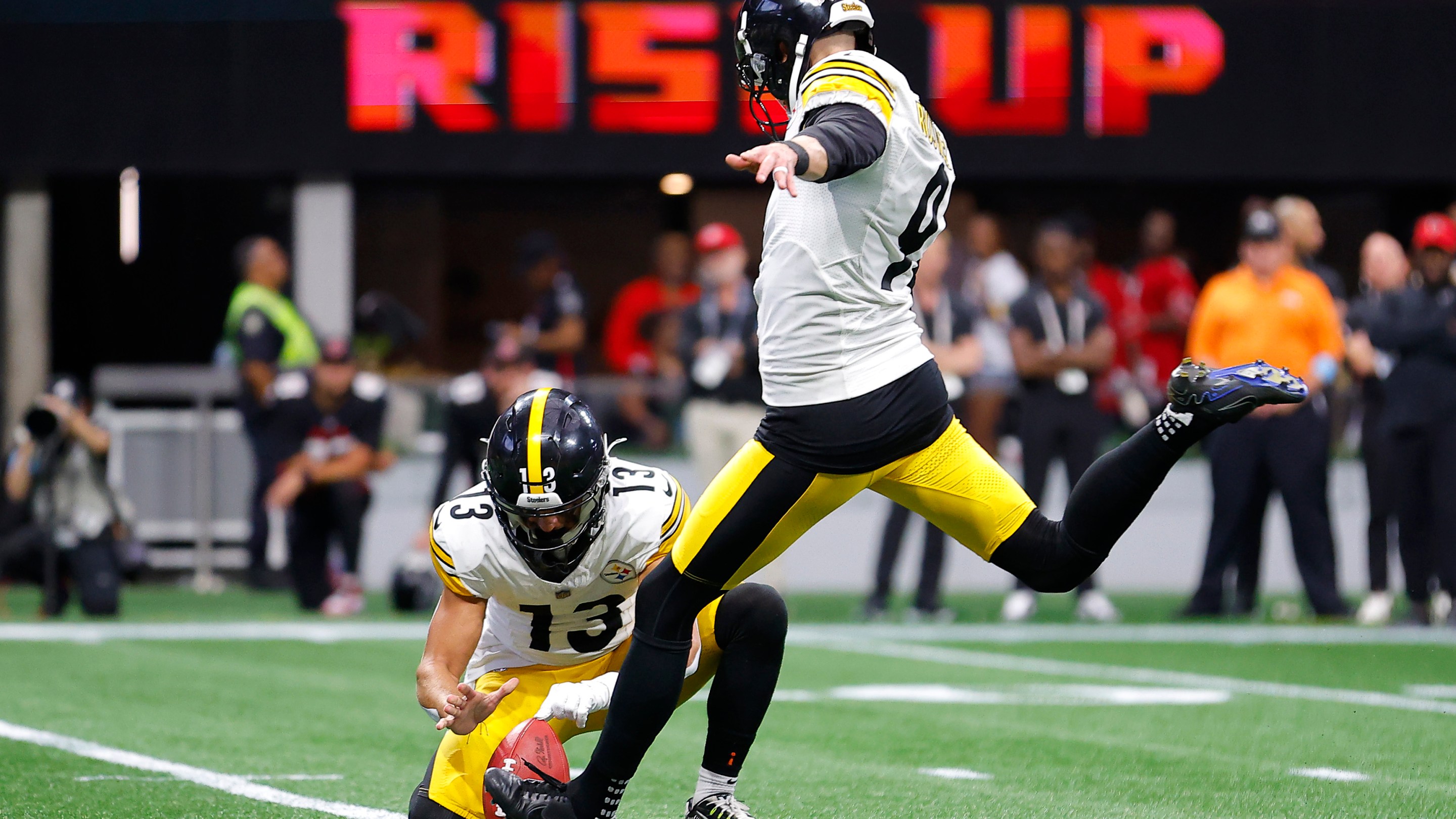 Chris Boswell #9 of the Pittsburgh Steelers kicks a field goal during the fourth quarter against the Atlanta Falcons in Week 1.