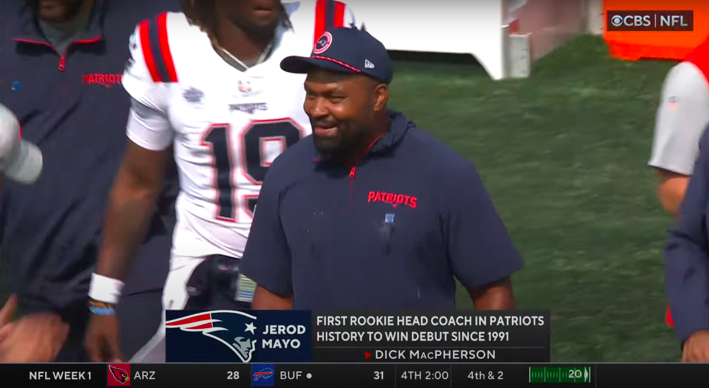 Jerod Mayo smiles as the Patriots beat the Bengals in Week 1