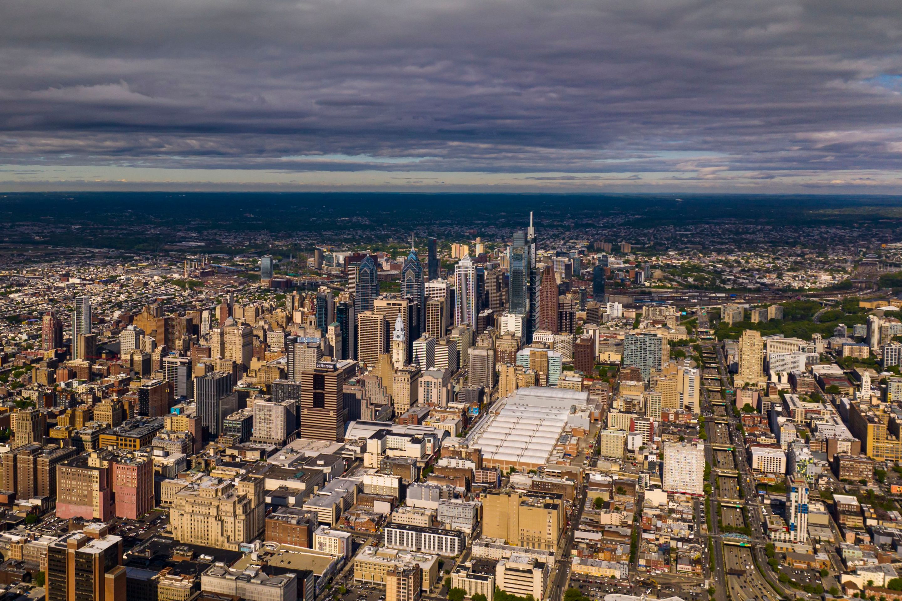 Philadelphia skyline with white puffy clouds focusing on William Penn Statue Broad Street area, Pennsylvania. (Photo by: Visions of America/Joseph Sohm/Universal Images Group via Getty Images)
