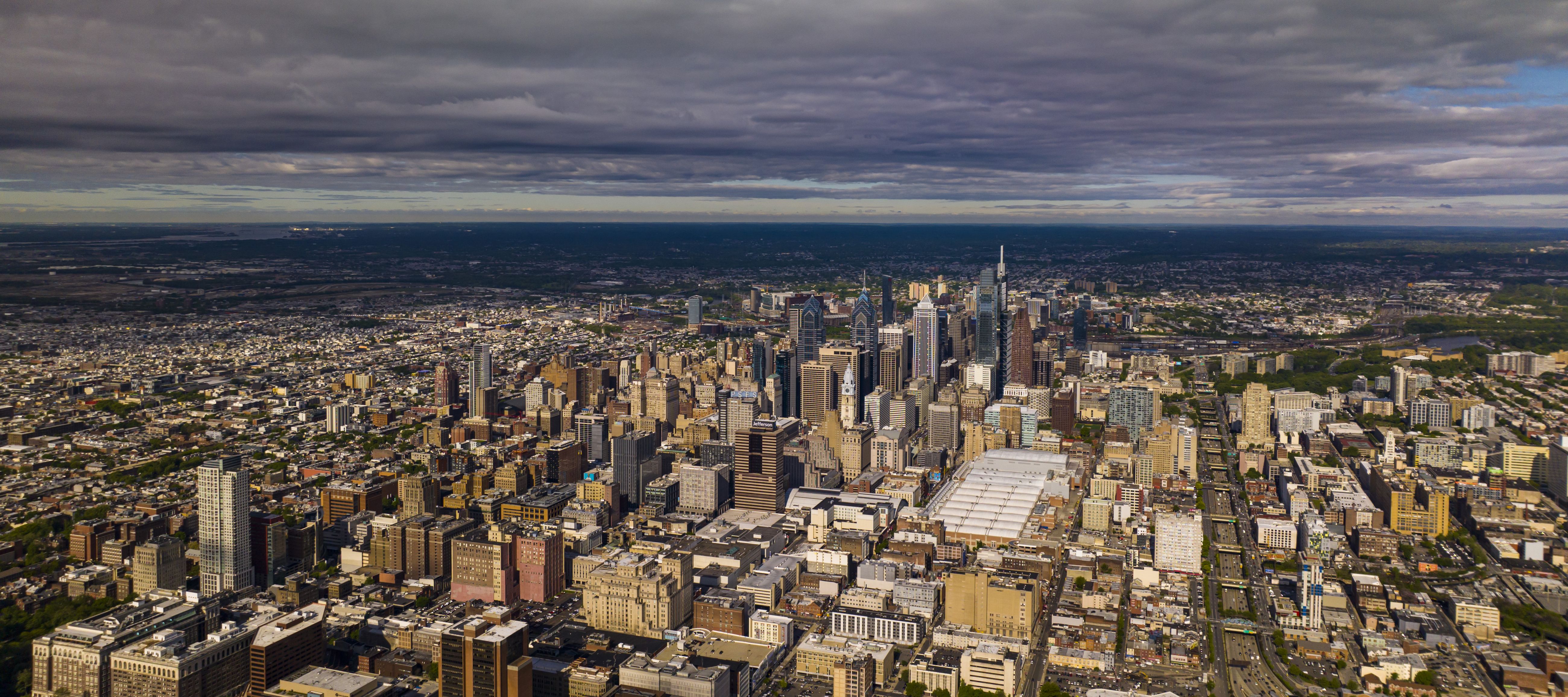 Philadelphia skyline with white puffy clouds focusing on William Penn Statue Broad Street area, Pennsylvania. (Photo by: Visions of America/Joseph Sohm/Universal Images Group via Getty Images)