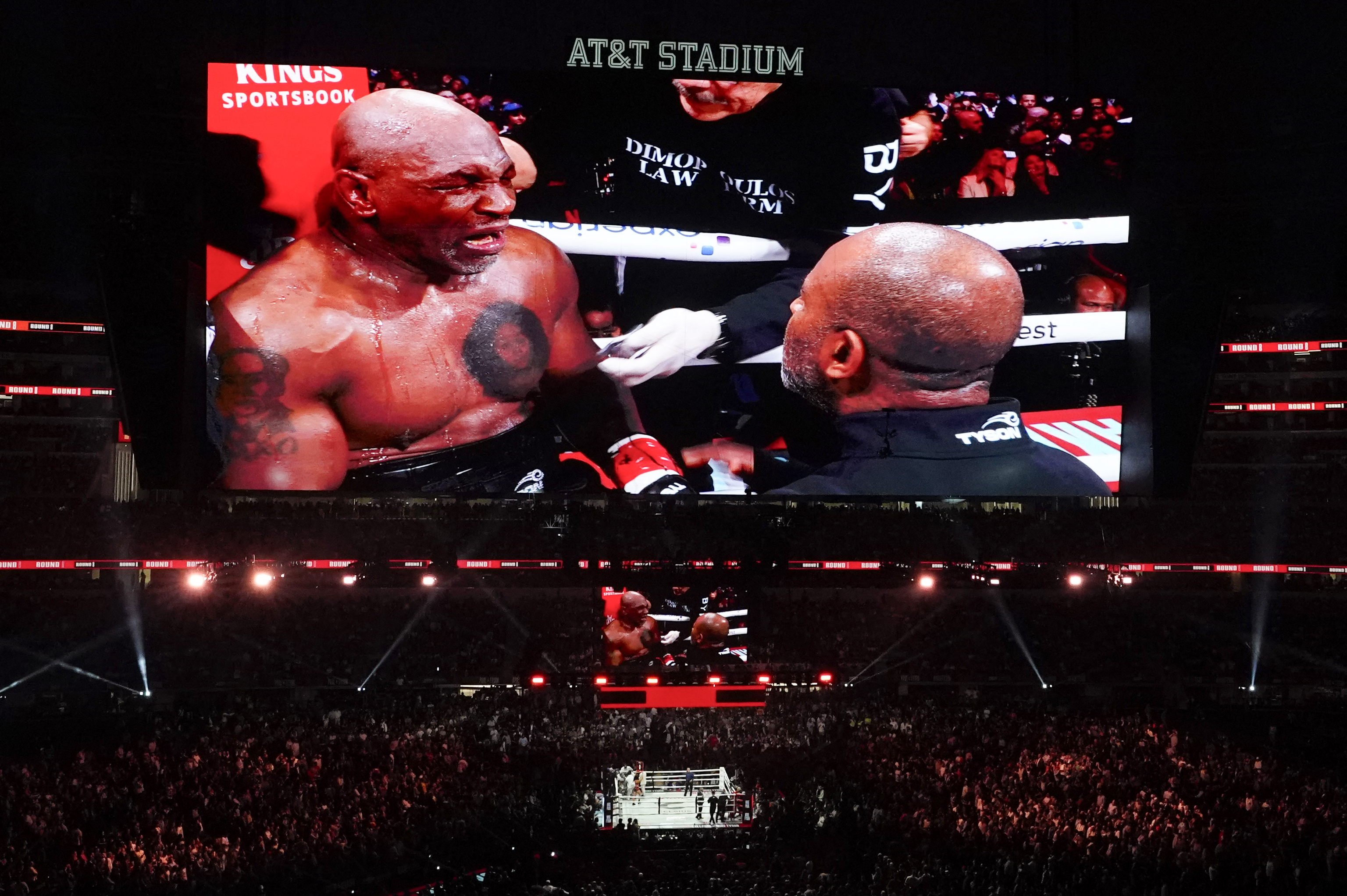 Tyson/Paul Was A Boxing Match That Felt Like Netflix