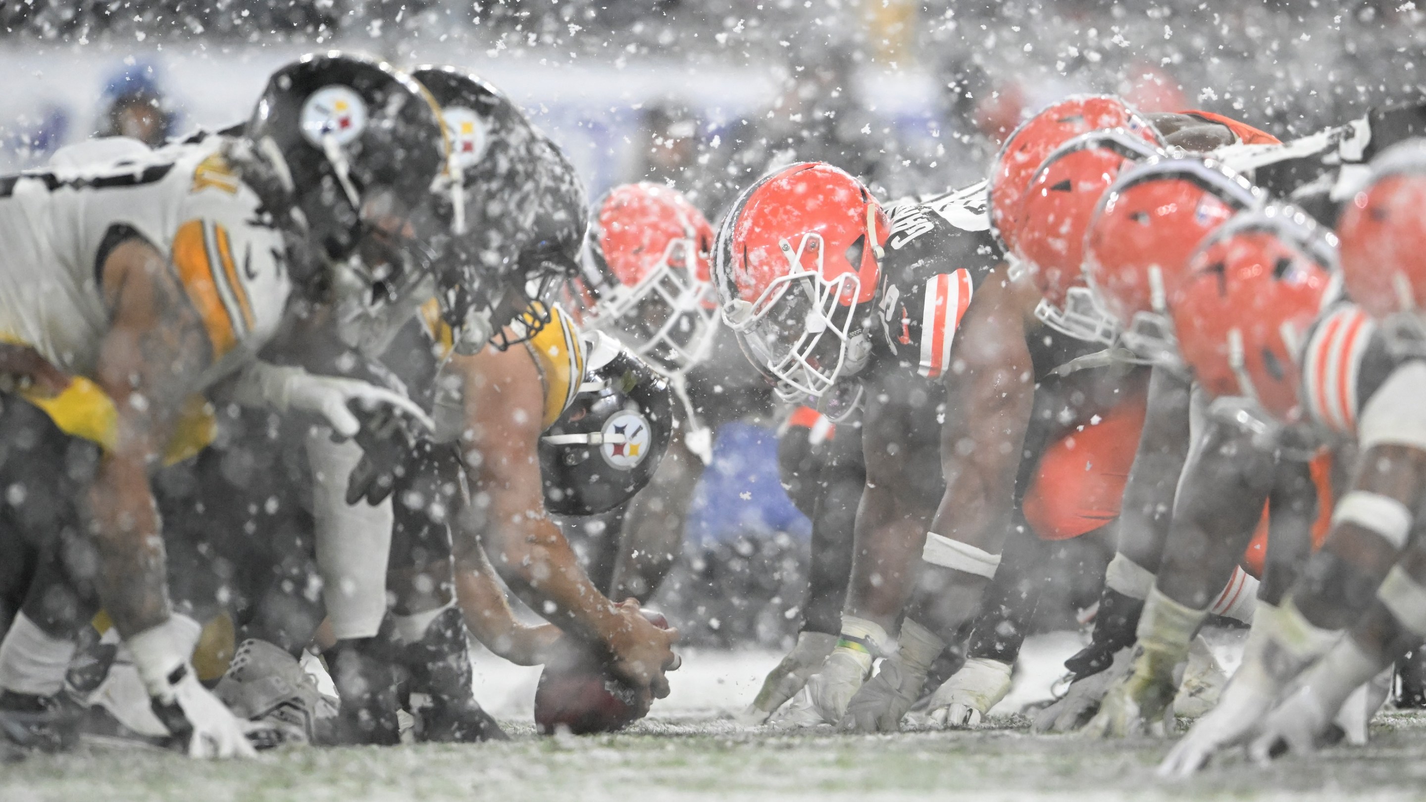 The Pittsburgh Steelers line up against the Cleveland Browns during the third quarter in the game at Huntington Bank Field on November 21, 2024 in Cleveland, Ohio.