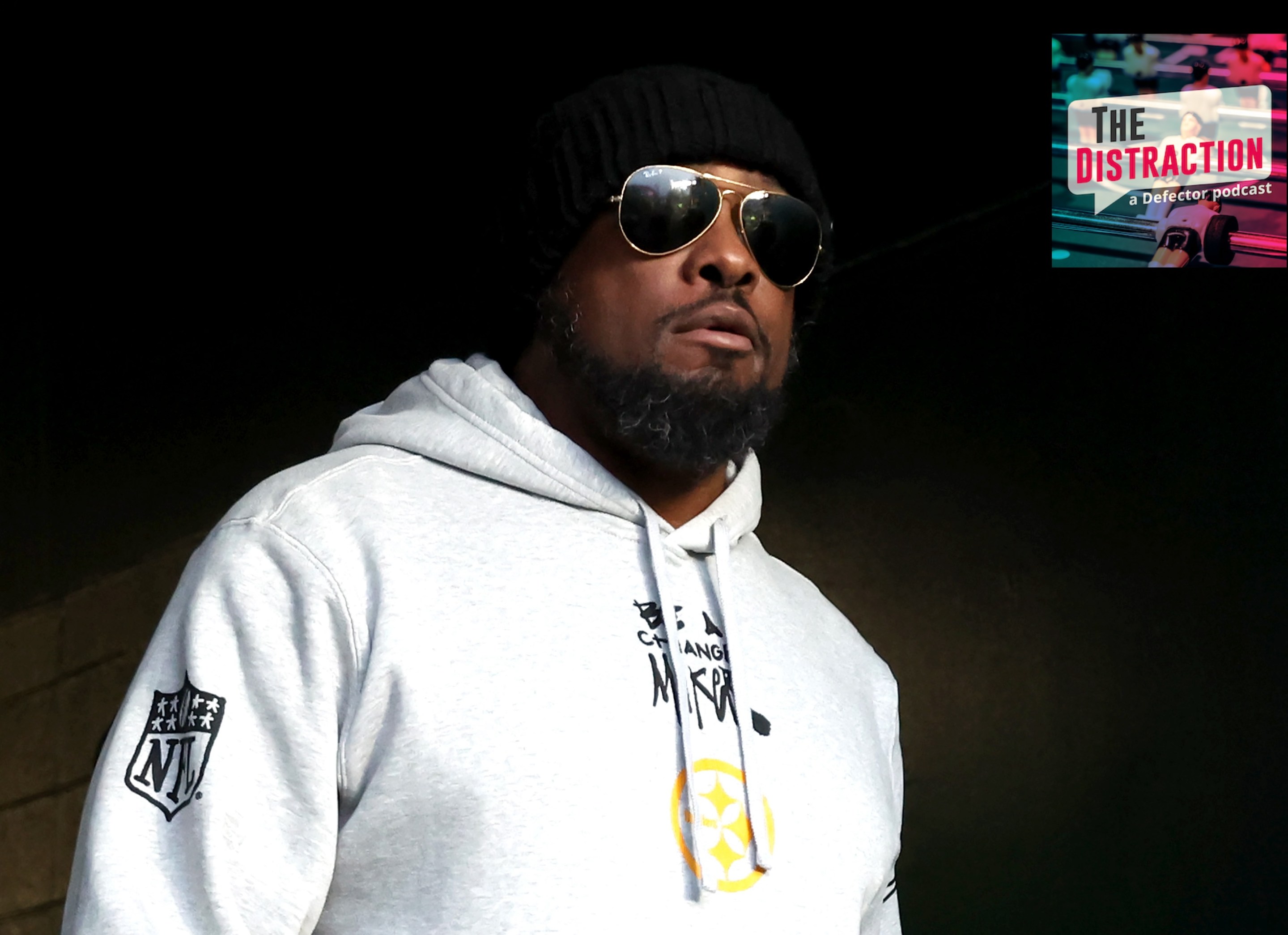 Pittsburgh Steelers head coach Mike Tomlin walks out of the tunnel before a game against the Philadelphia Eagles at Lincoln Financial Field on December 15, 2024 in Philadelphia