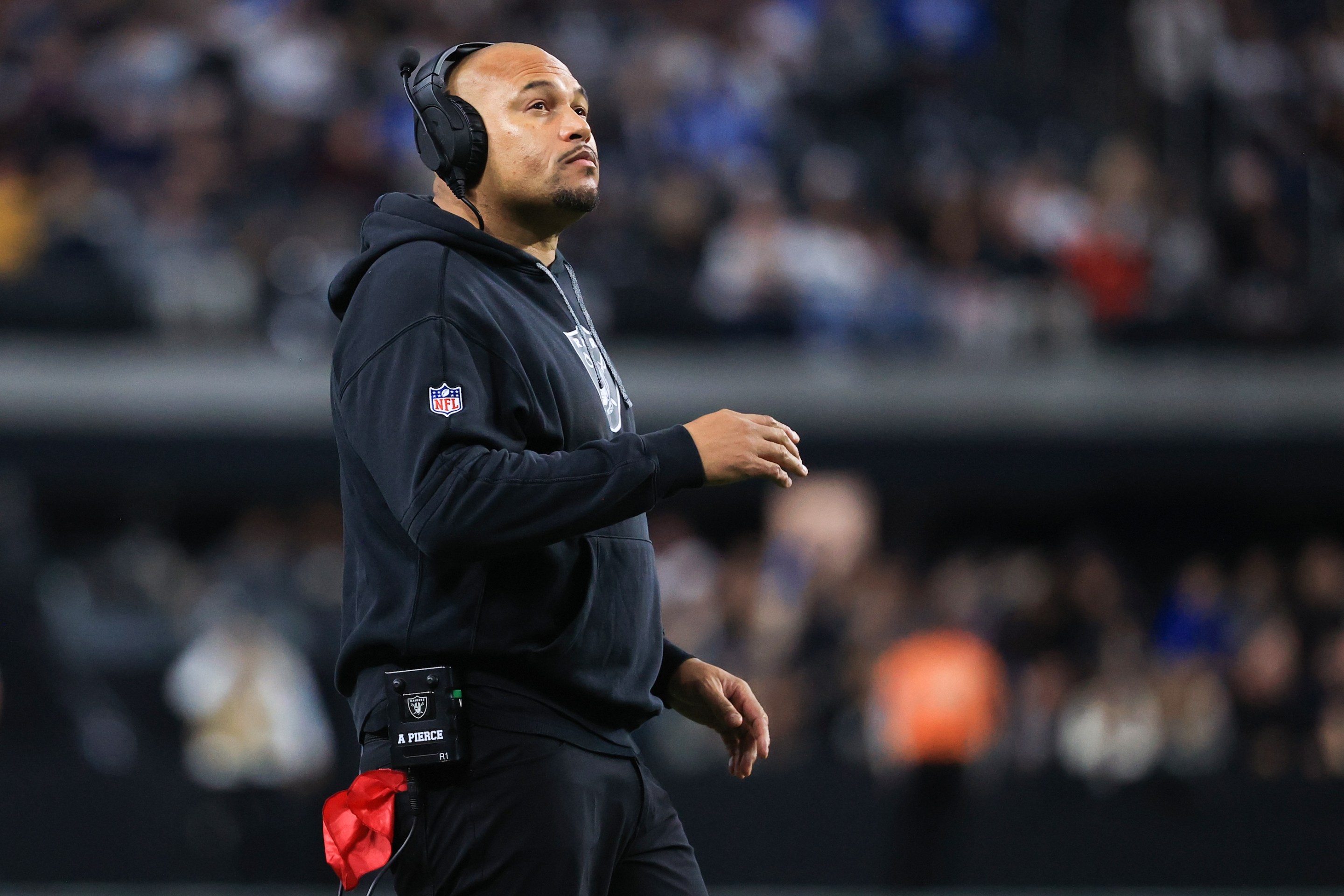 Head coach Antonio Pierce of the Las Vegas Raiders looks on against the Los Angeles Chargers during a home game in Week 17 of the 2024 season.