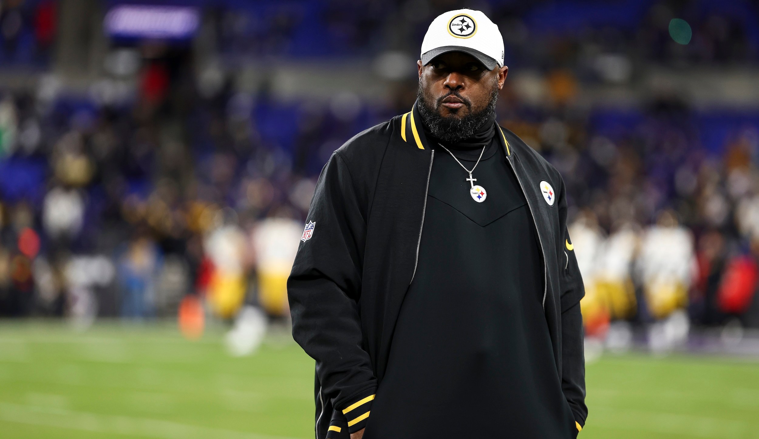 BALTIMORE, MARYLAND - JANUARY 11: Head coach Mike Tomlin of the Pittsburgh Steelers looks on prior to an NFL football wild card playoff game against the Baltimore Ravens at M&amp;T Bank Stadium on January 11, 2025 in Baltimore, Maryland. (Photo by Kevin Sabitus/Getty Images)