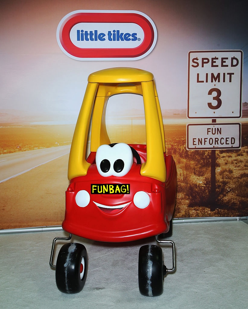 A little tikes cozy coupe